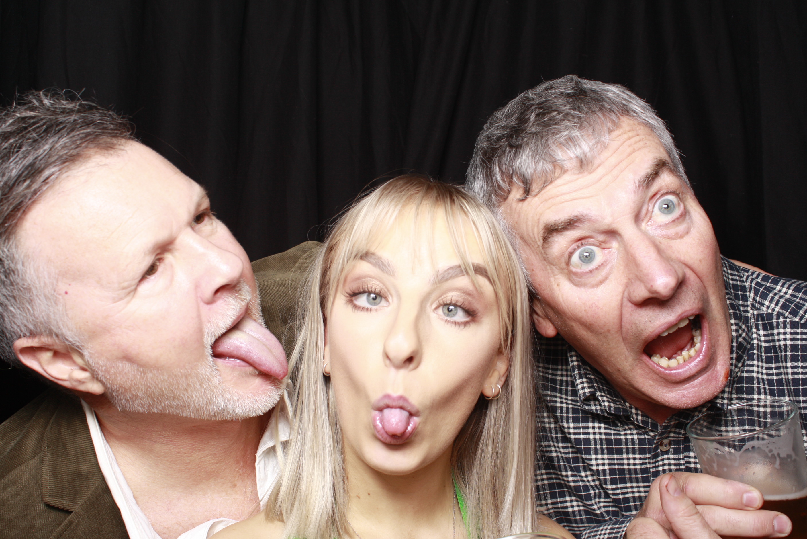 Nicole's 21st... 2022 | View more photos from the event at wgtngallery.classicphotobooths.co.nz/u/wgtncpbgallery/Nicoles-21st-2022