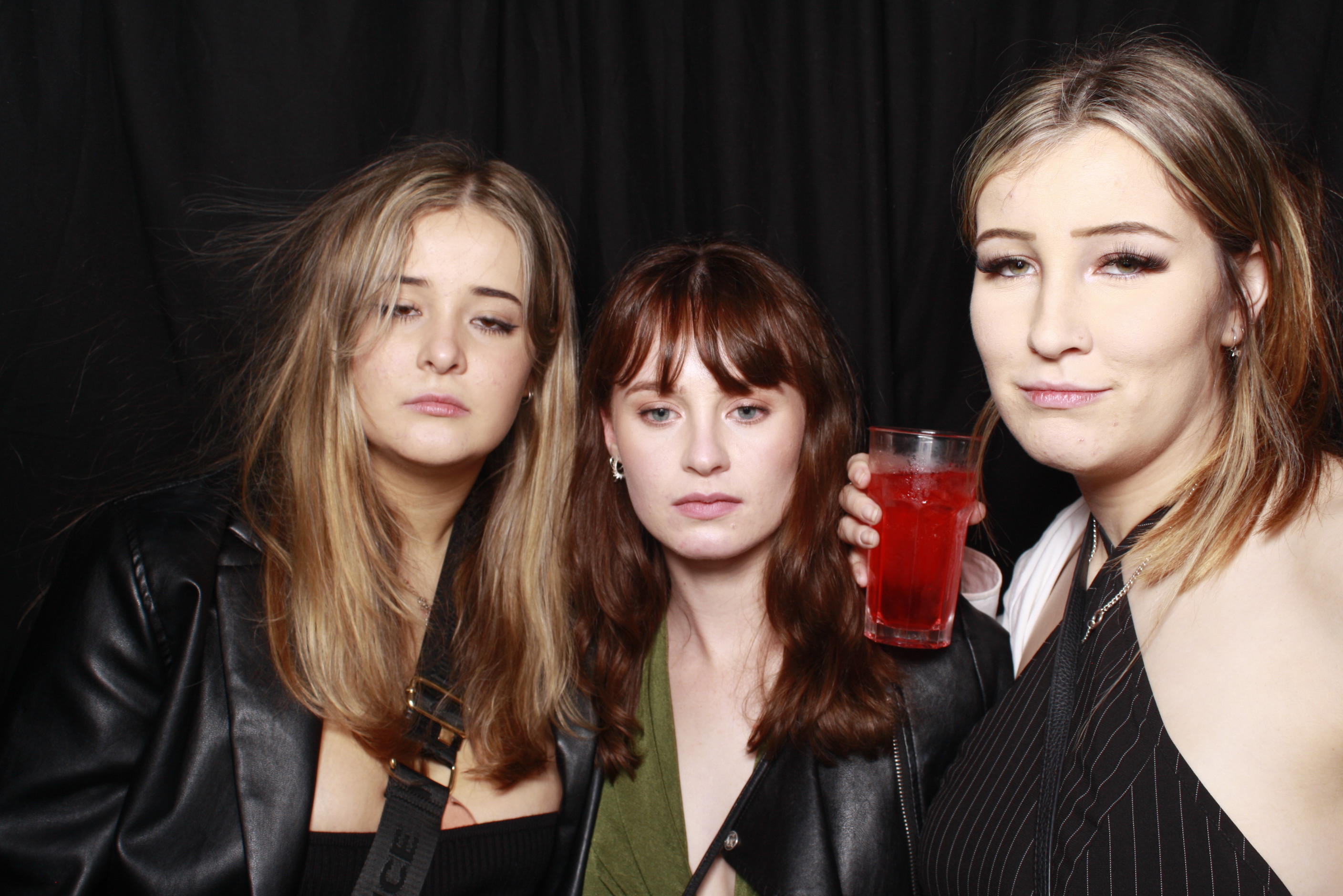 Nicole's 21st... 2022 | View more photos from the event at wgtngallery.classicphotobooths.co.nz/u/wgtncpbgallery/Nicoles-21st-2022