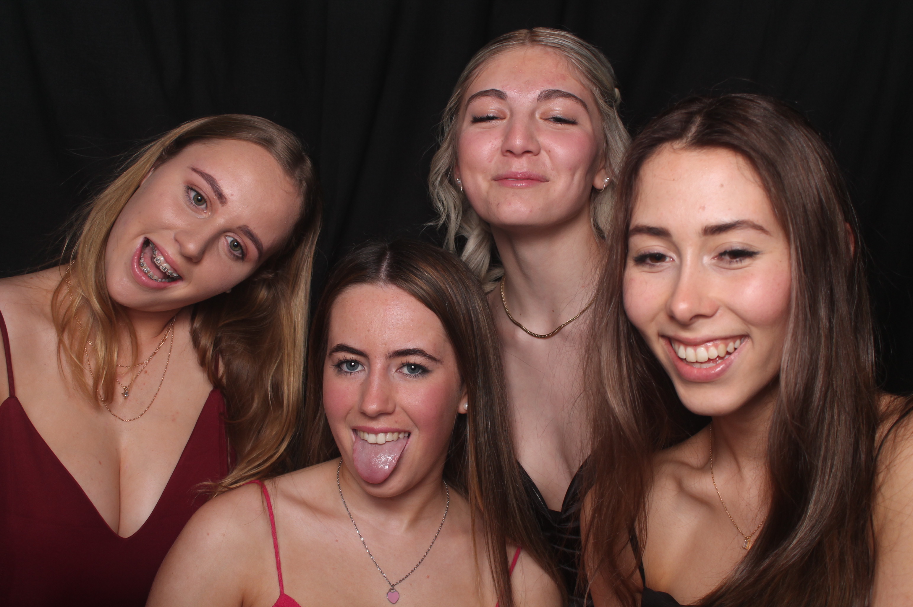 Solway College Ball 2022 | View more photos from the event at wgtngallery.classicphotobooths.co.nz/u/wgtncpbgallery/Solway-College-Ball-2022