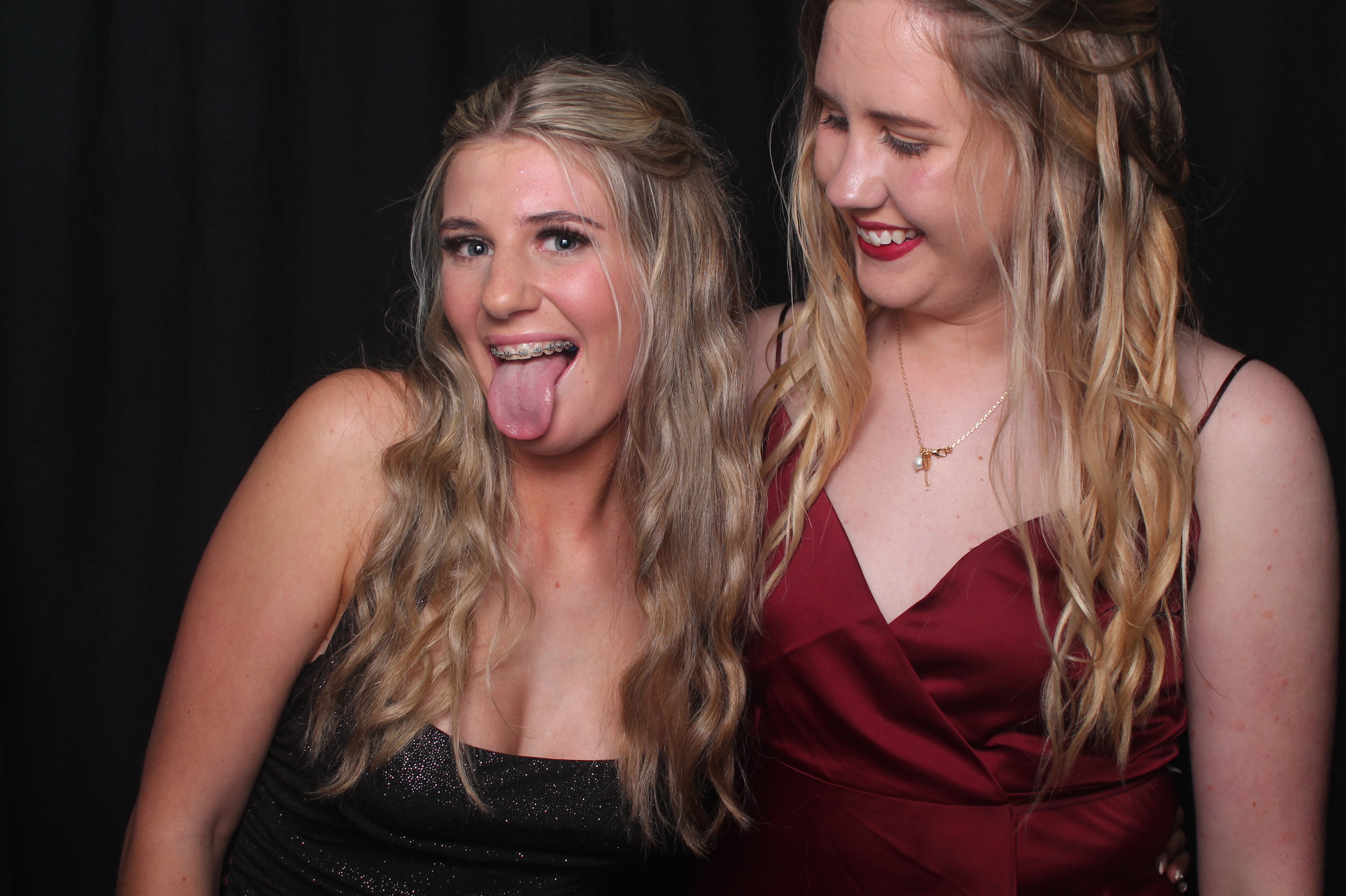 Solway College Ball 2022 | View more photos from the event at wgtngallery.classicphotobooths.co.nz/u/wgtncpbgallery/Solway-College-Ball-2022