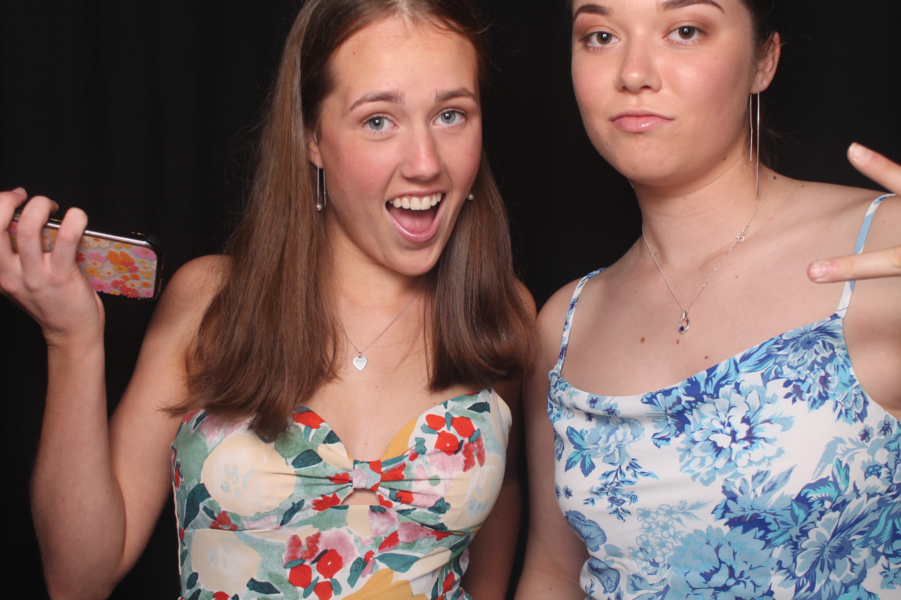 Solway College Ball 2022 | View more photos from the event at wgtngallery.classicphotobooths.co.nz/u/wgtncpbgallery/Solway-College-Ball-2022