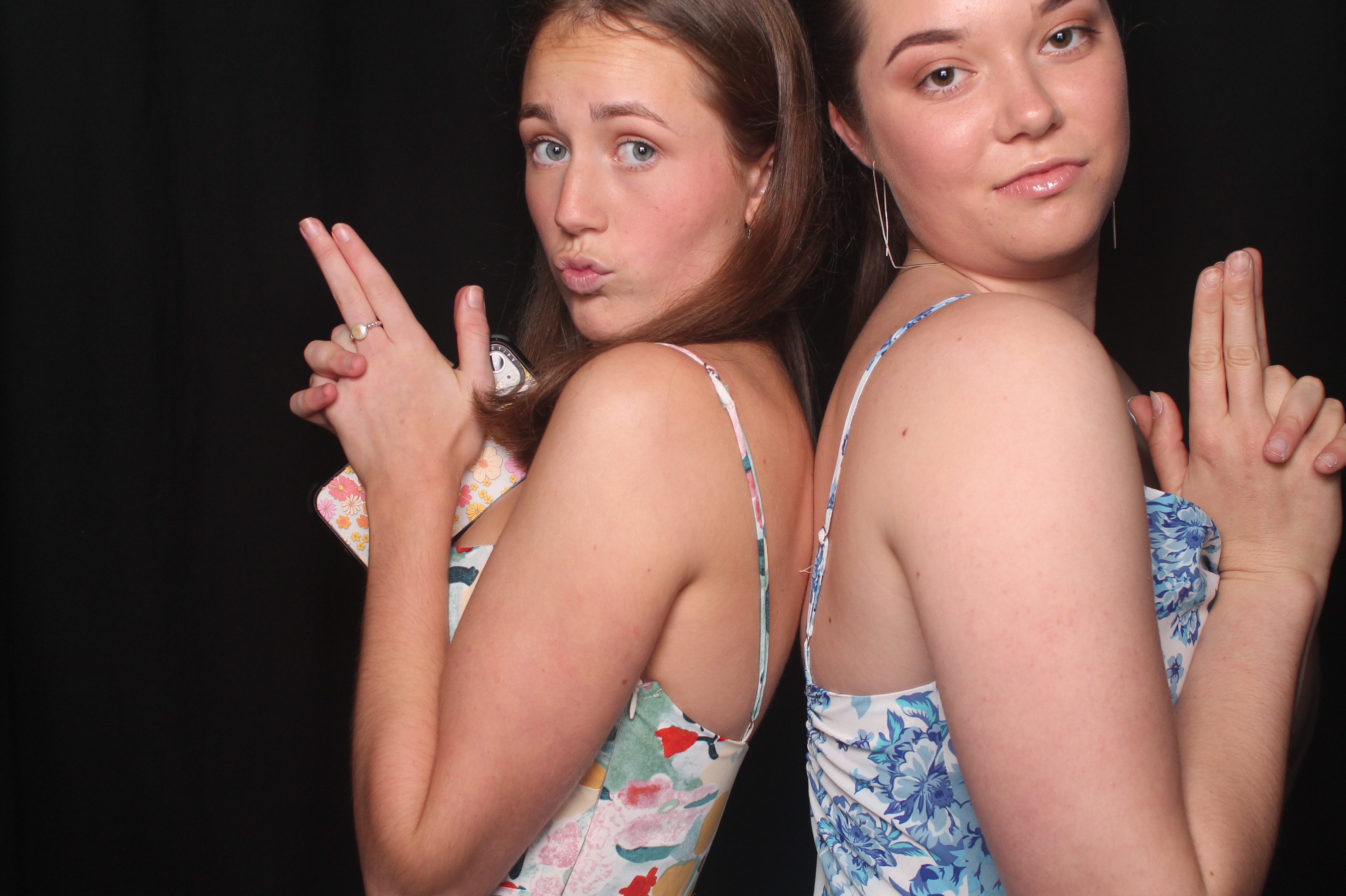 Solway College Ball 2022 | View more photos from the event at wgtngallery.classicphotobooths.co.nz/u/wgtncpbgallery/Solway-College-Ball-2022