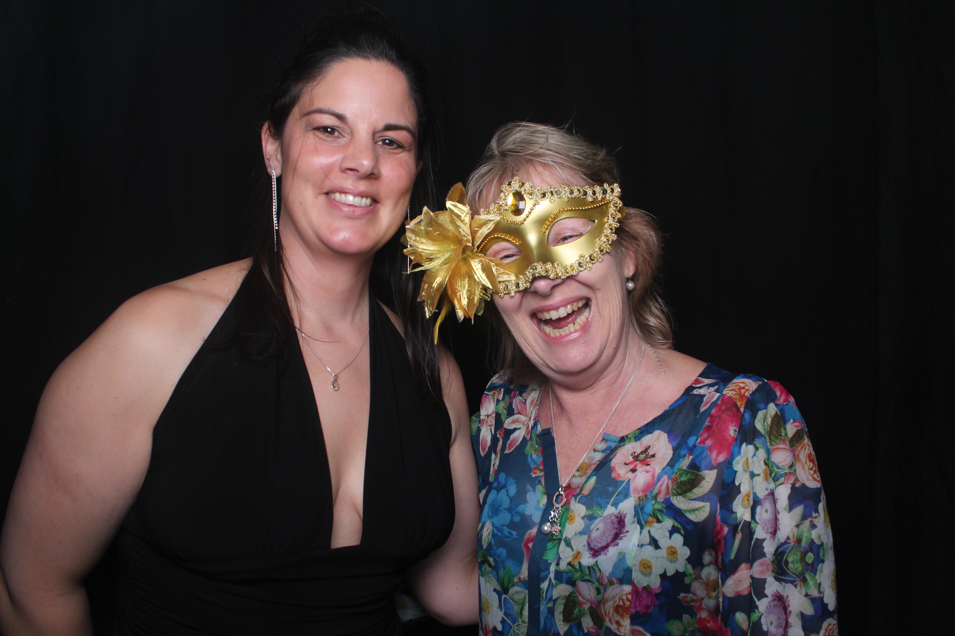 Solway College Ball 2022 | View more photos from the event at wgtngallery.classicphotobooths.co.nz/u/wgtncpbgallery/Solway-College-Ball-2022