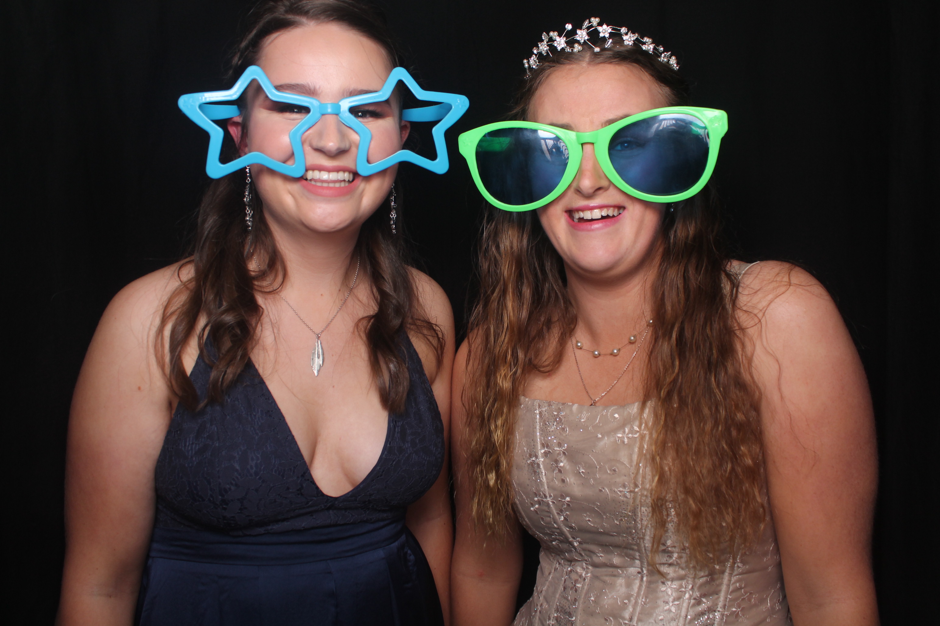 Solway College Ball 2022 | View more photos from the event at wgtngallery.classicphotobooths.co.nz/u/wgtncpbgallery/Solway-College-Ball-2022