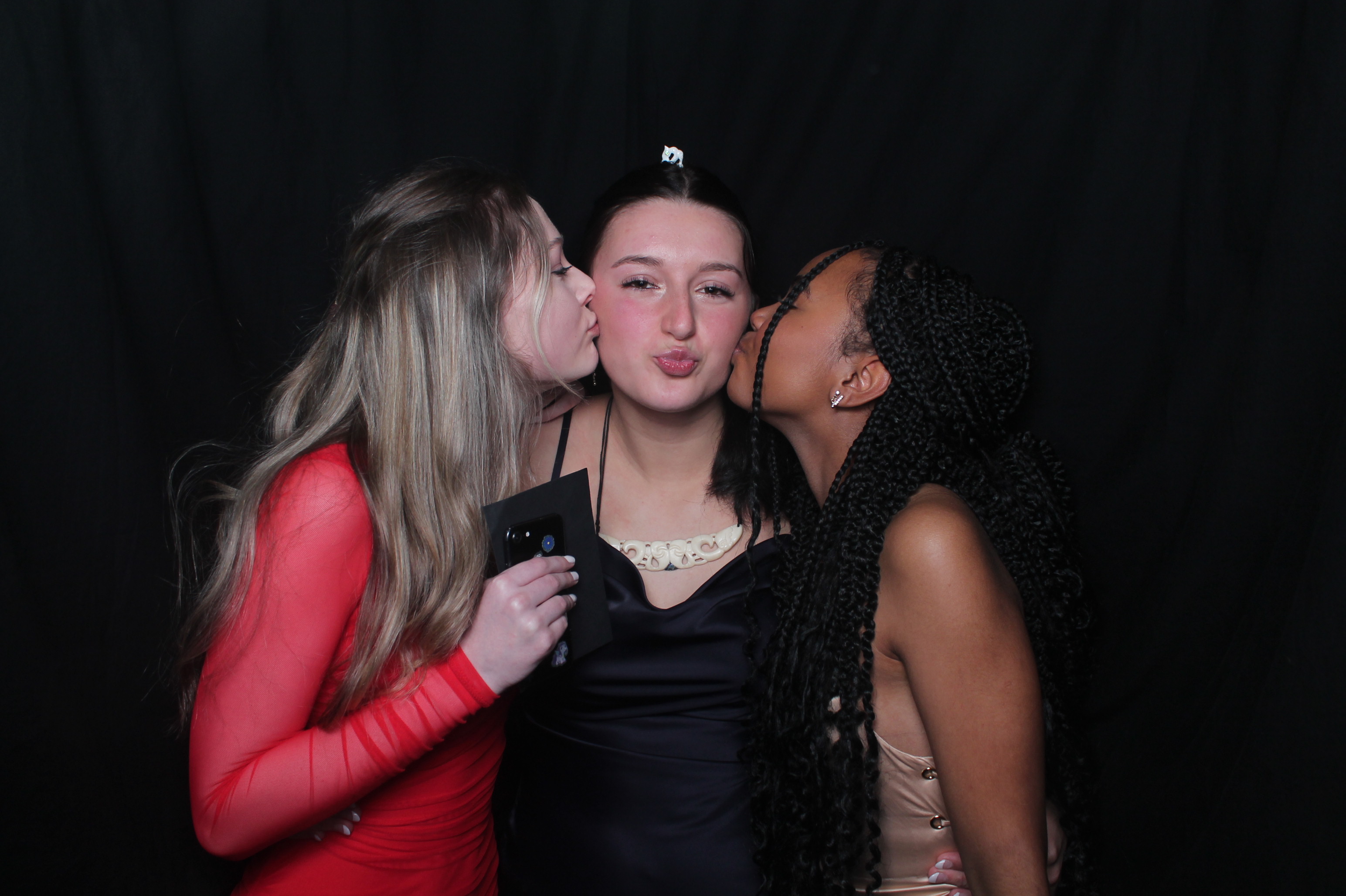 Solway College Ball 2022 | View more photos from the event at wgtngallery.classicphotobooths.co.nz/u/wgtncpbgallery/Solway-College-Ball-2022