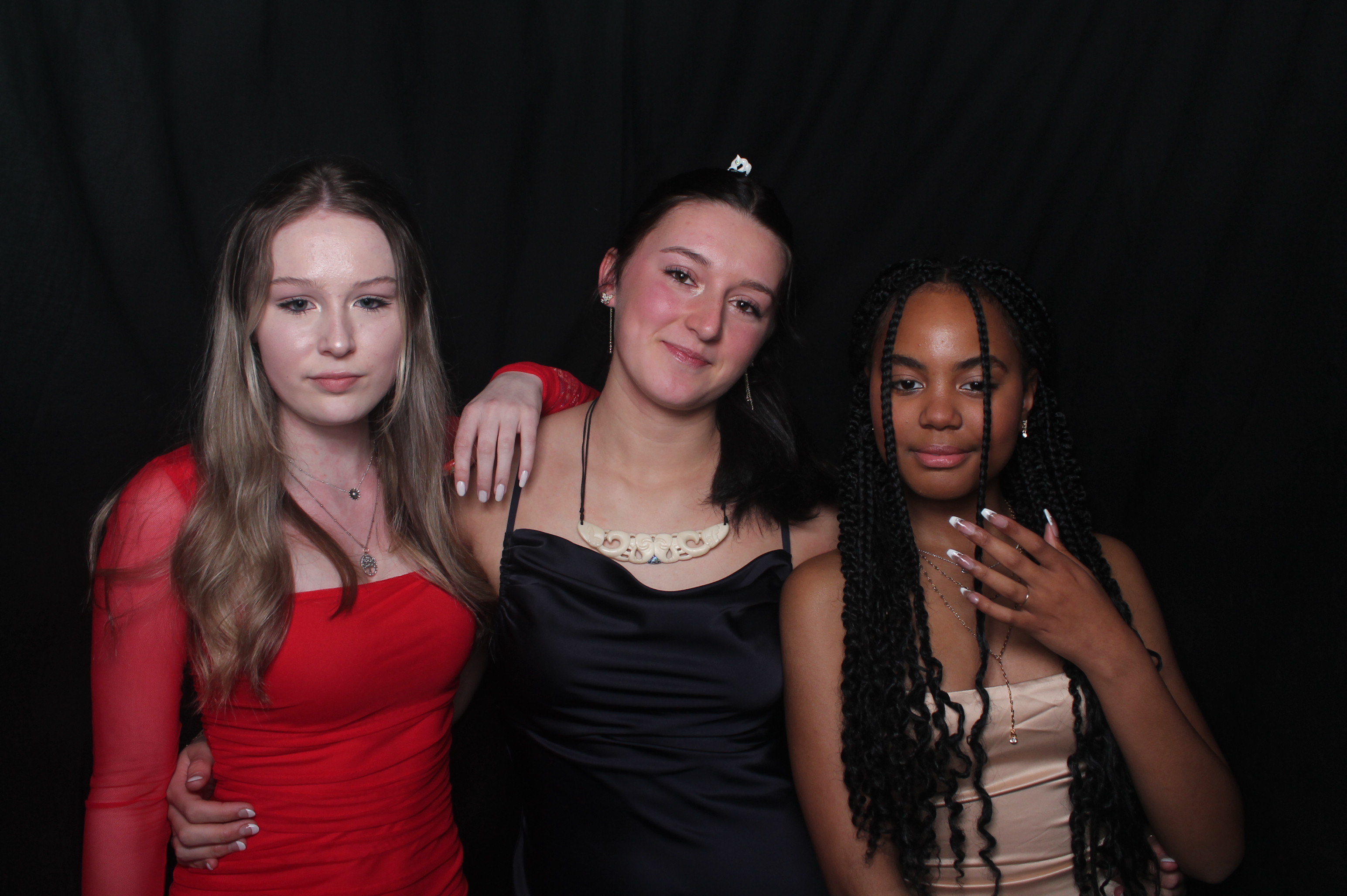 Solway College Ball 2022 | View more photos from the event at wgtngallery.classicphotobooths.co.nz/u/wgtncpbgallery/Solway-College-Ball-2022