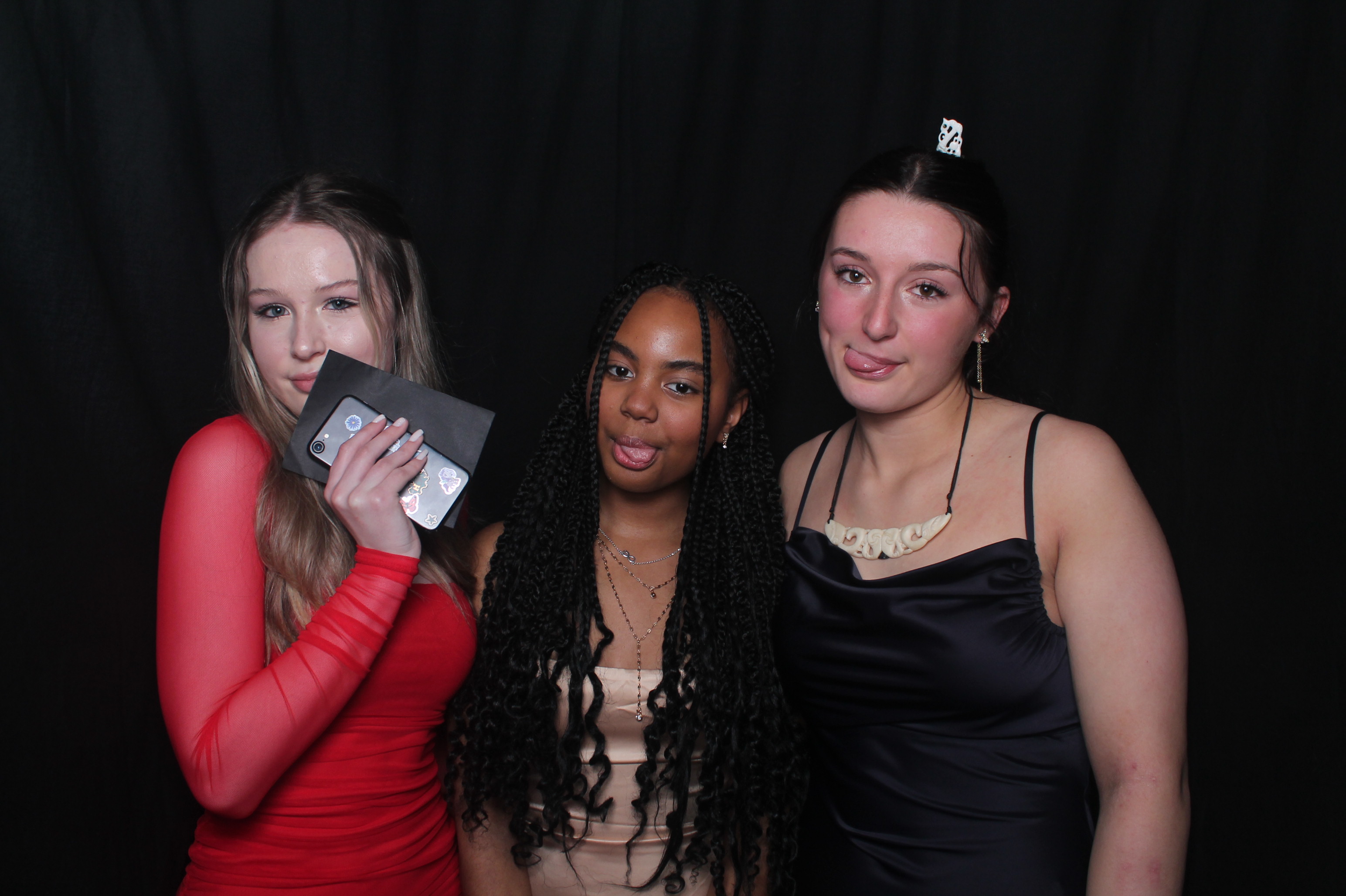 Solway College Ball 2022 | View more photos from the event at wgtngallery.classicphotobooths.co.nz/u/wgtncpbgallery/Solway-College-Ball-2022