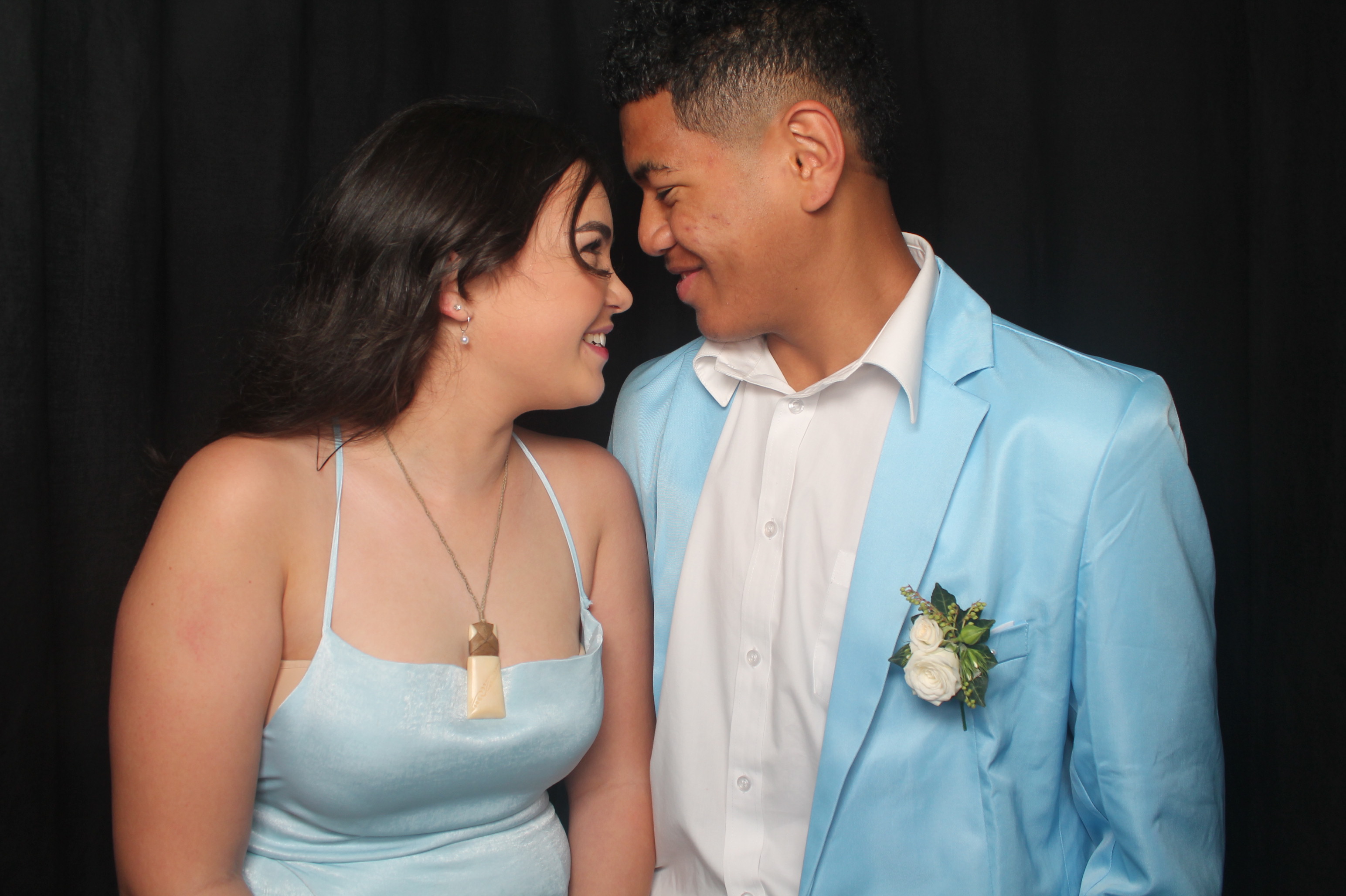 Solway College Ball 2022 | View more photos from the event at wgtngallery.classicphotobooths.co.nz/u/wgtncpbgallery/Solway-College-Ball-2022