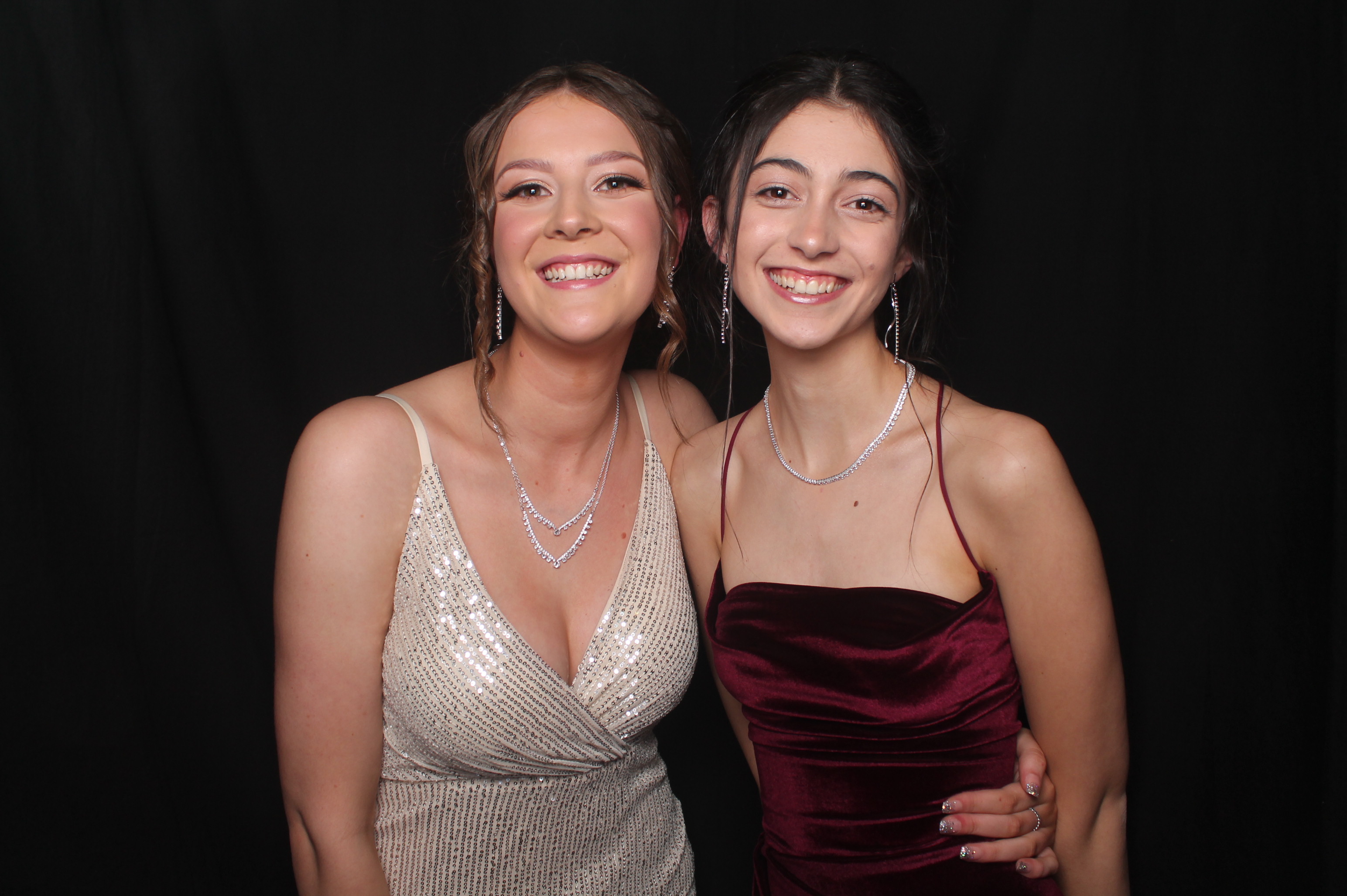 Solway College Ball 2022 | View more photos from the event at wgtngallery.classicphotobooths.co.nz/u/wgtncpbgallery/Solway-College-Ball-2022