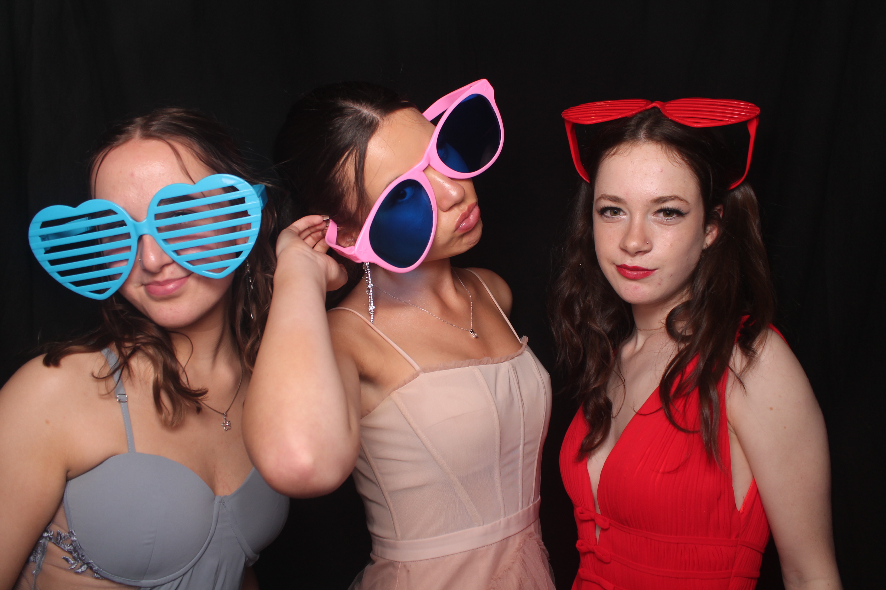 Solway College Ball 2022 | View more photos from the event at wgtngallery.classicphotobooths.co.nz/u/wgtncpbgallery/Solway-College-Ball-2022