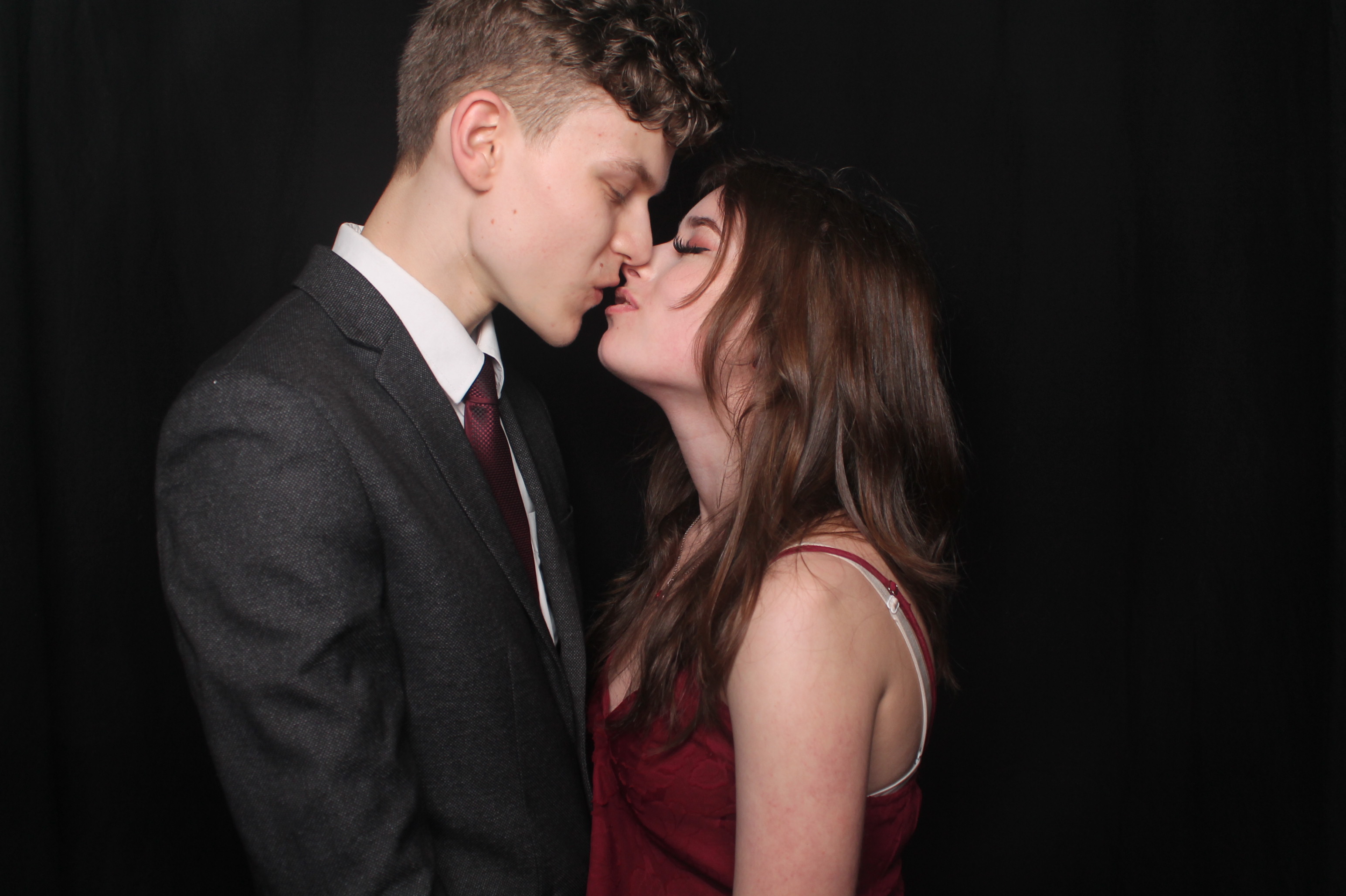 Solway College Ball 2022 | View more photos from the event at wgtngallery.classicphotobooths.co.nz/u/wgtncpbgallery/Solway-College-Ball-2022