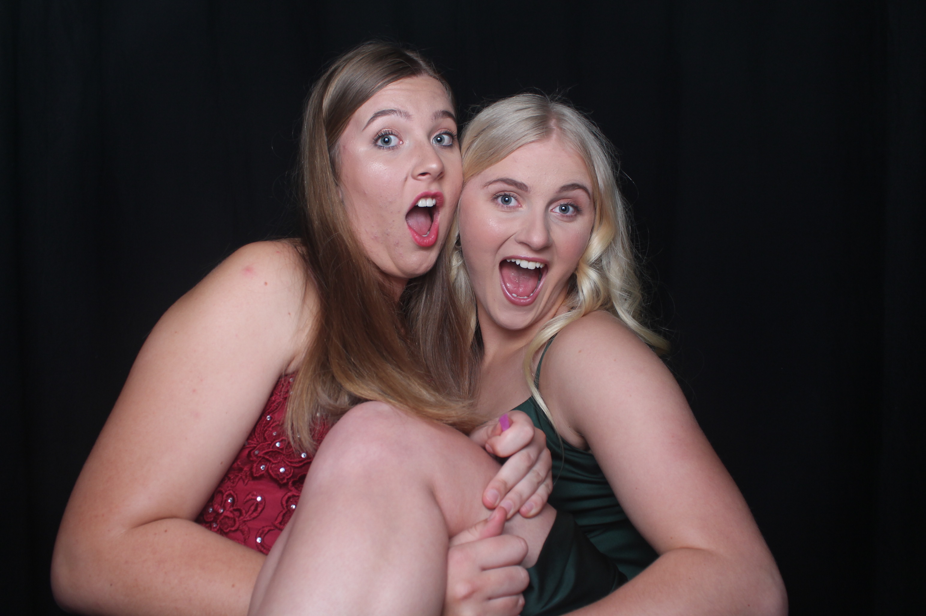 Solway College Ball 2022 | View more photos from the event at wgtngallery.classicphotobooths.co.nz/u/wgtncpbgallery/Solway-College-Ball-2022