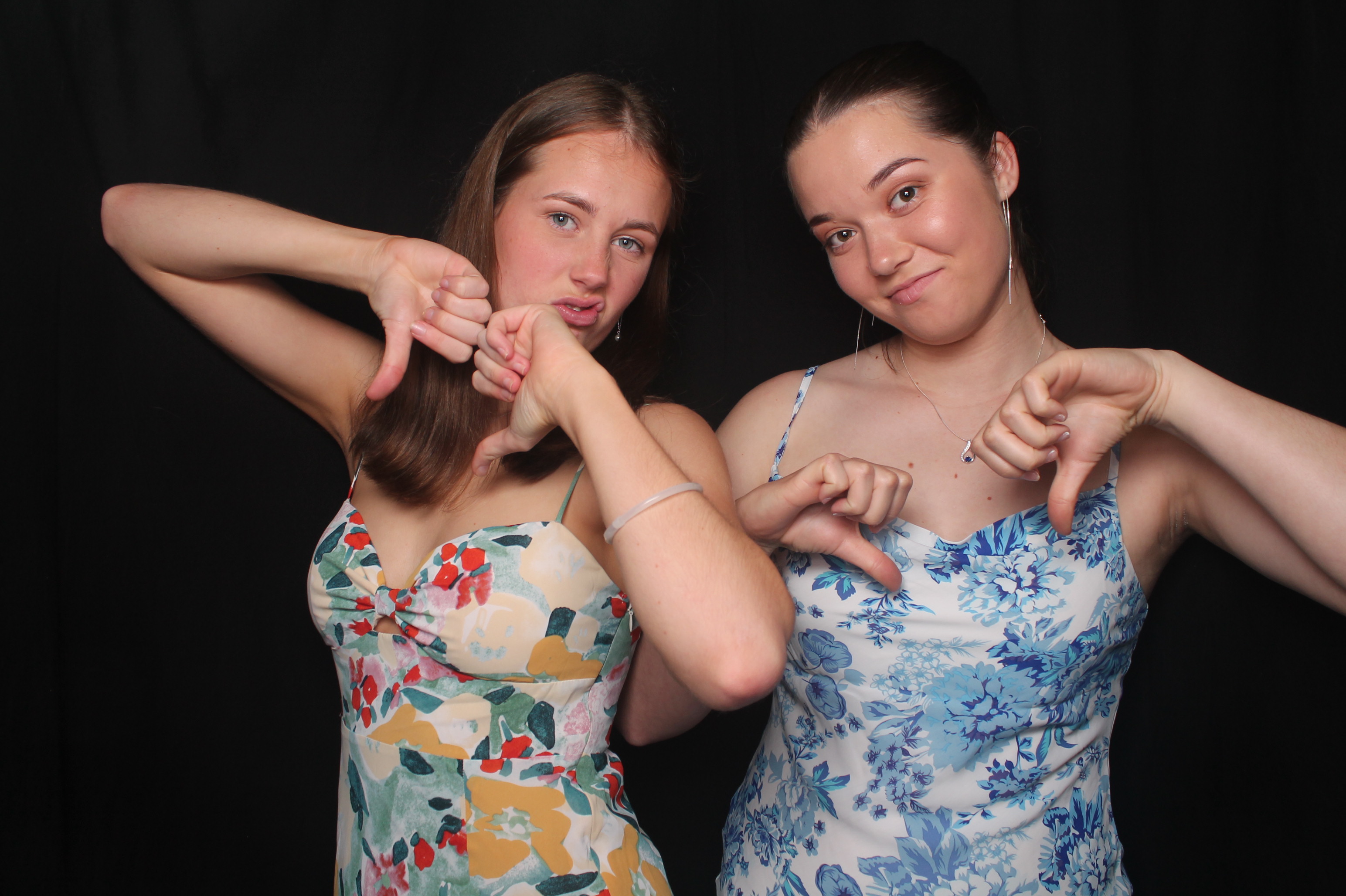 Solway College Ball 2022 | View more photos from the event at wgtngallery.classicphotobooths.co.nz/u/wgtncpbgallery/Solway-College-Ball-2022