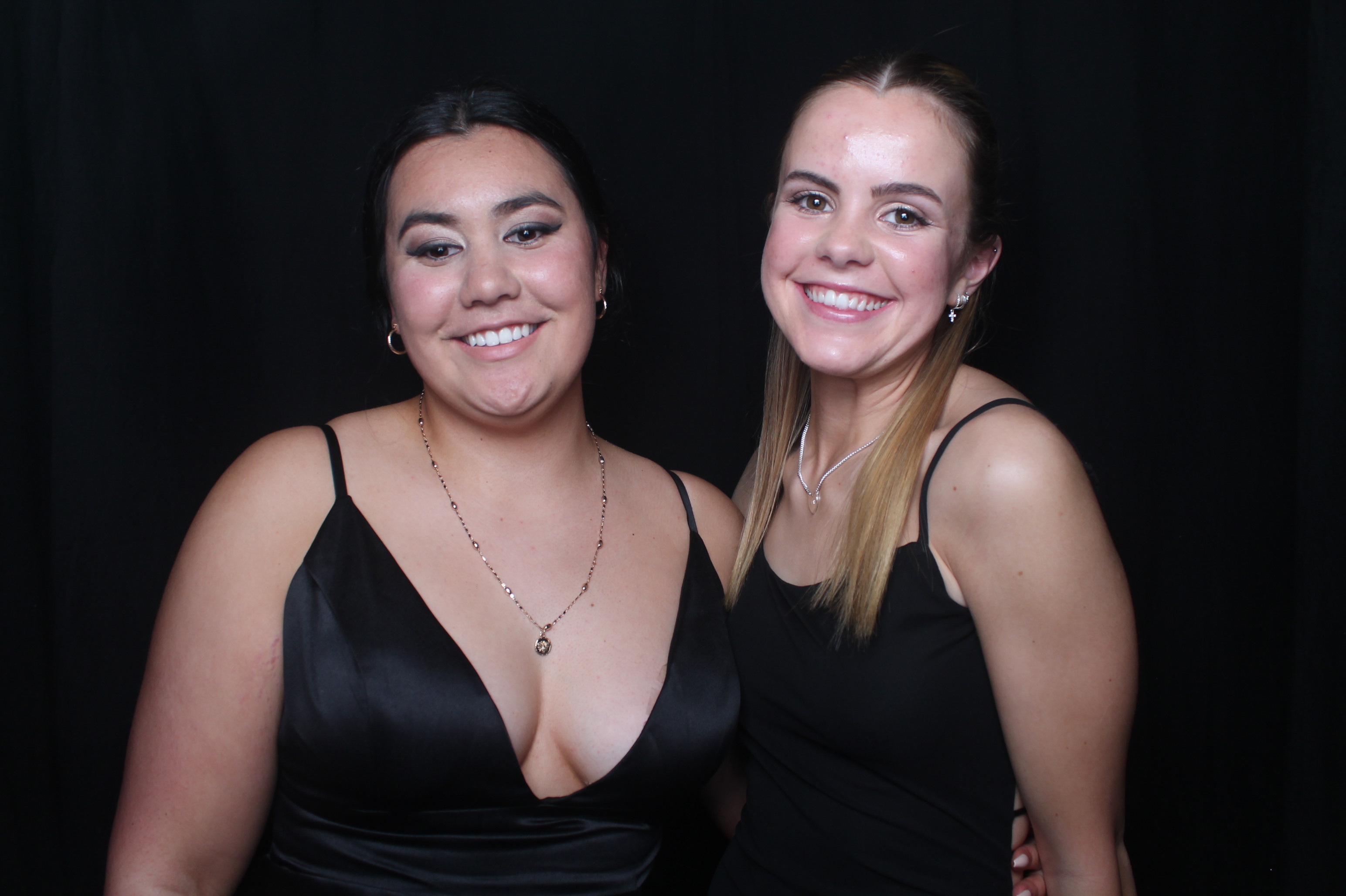 Solway College Ball 2022 | View more photos from the event at wgtngallery.classicphotobooths.co.nz/u/wgtncpbgallery/Solway-College-Ball-2022