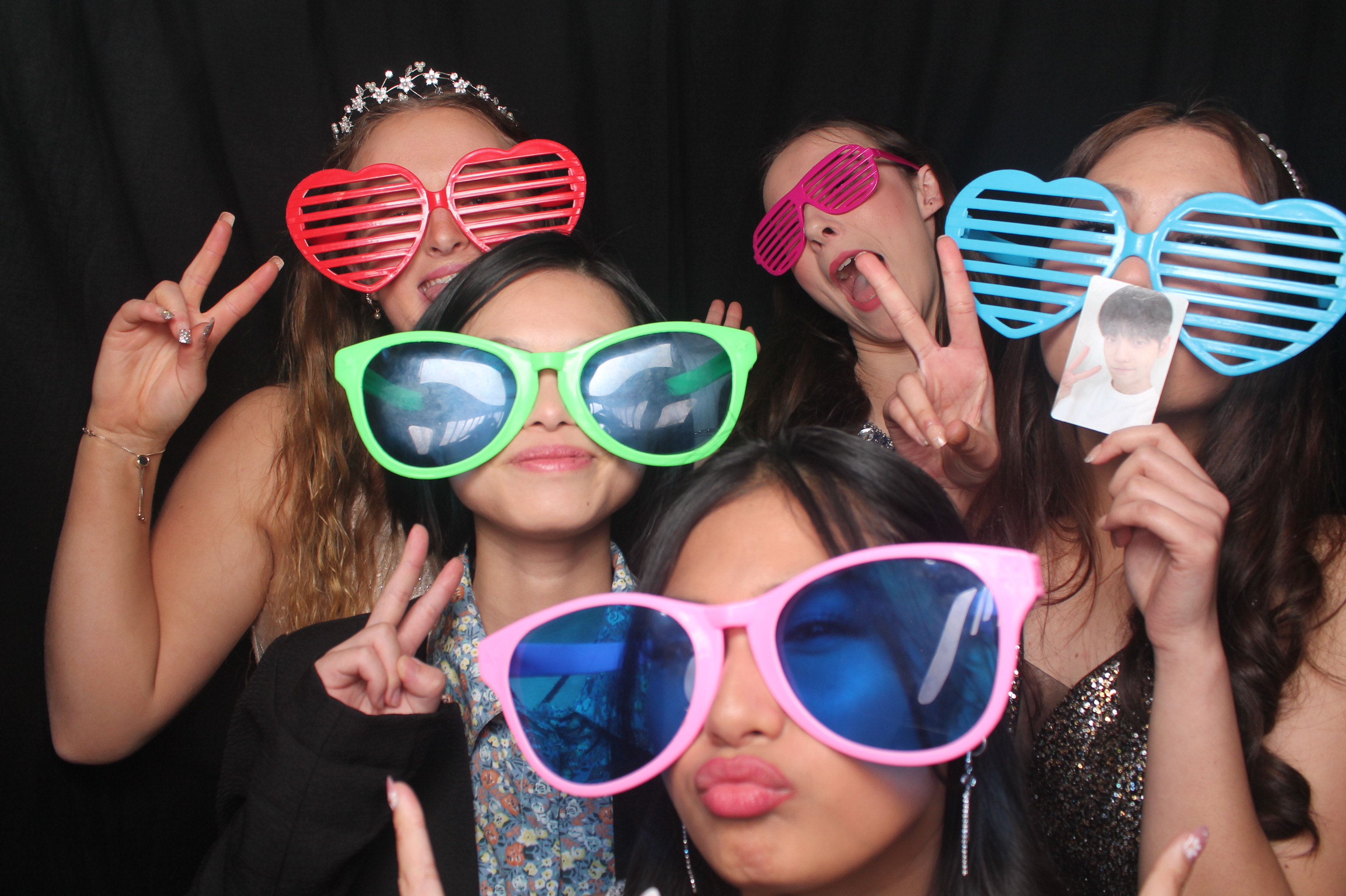 Solway College Ball 2022 | View more photos from the event at wgtngallery.classicphotobooths.co.nz/u/wgtncpbgallery/Solway-College-Ball-2022