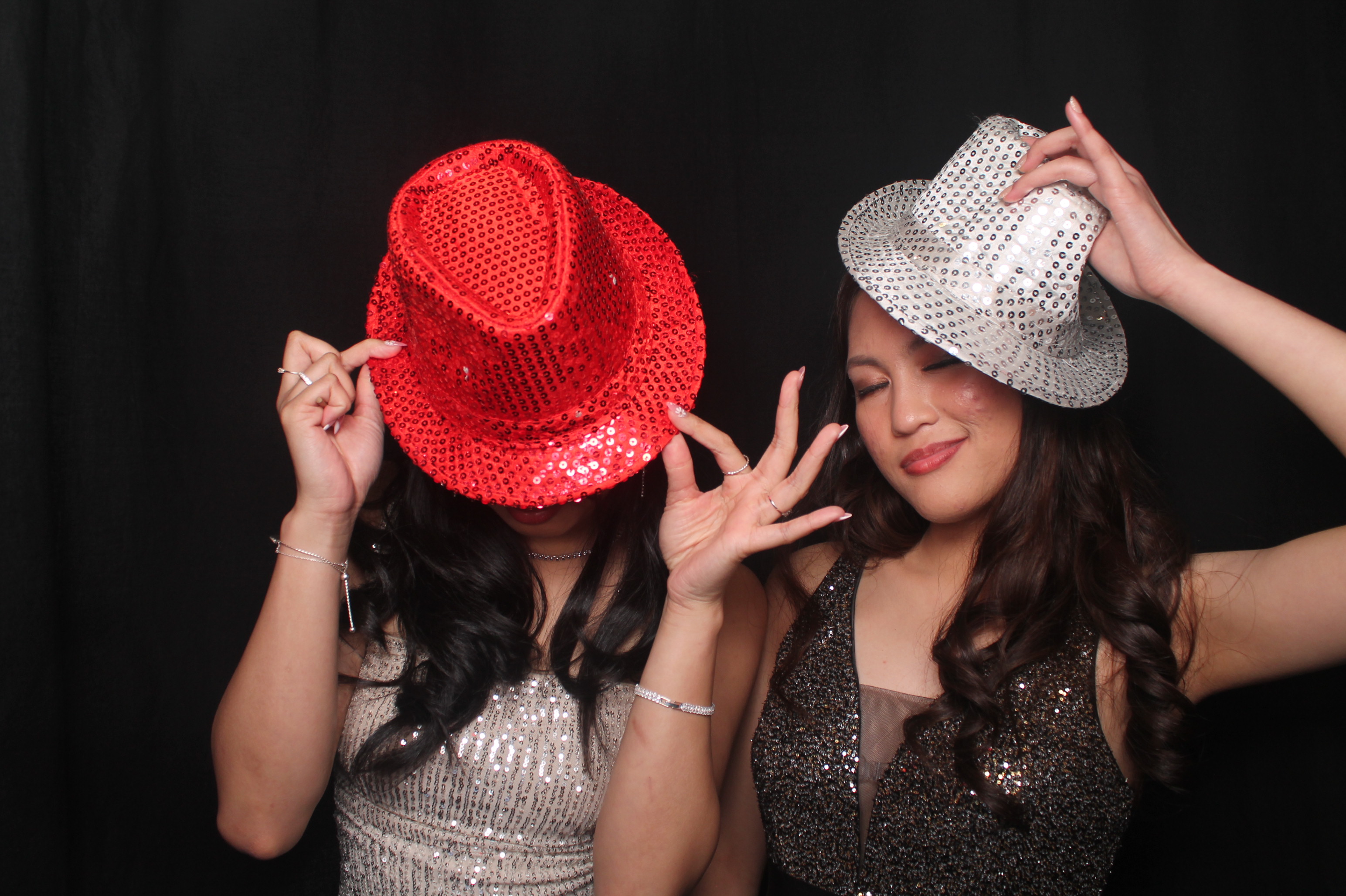 Solway College Ball 2022 | View more photos from the event at wgtngallery.classicphotobooths.co.nz/u/wgtncpbgallery/Solway-College-Ball-2022