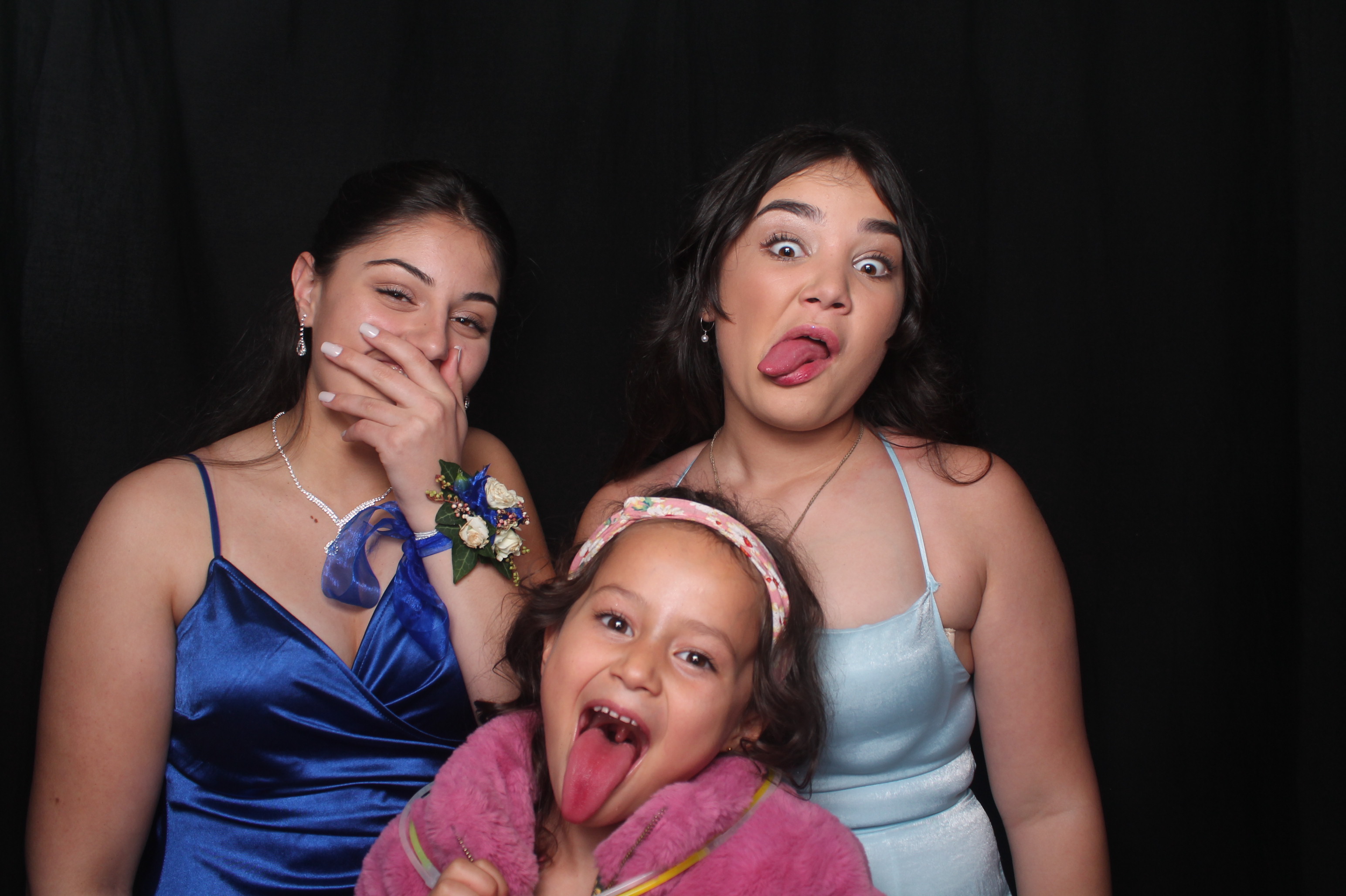 Solway College Ball 2022 | View more photos from the event at wgtngallery.classicphotobooths.co.nz/u/wgtncpbgallery/Solway-College-Ball-2022