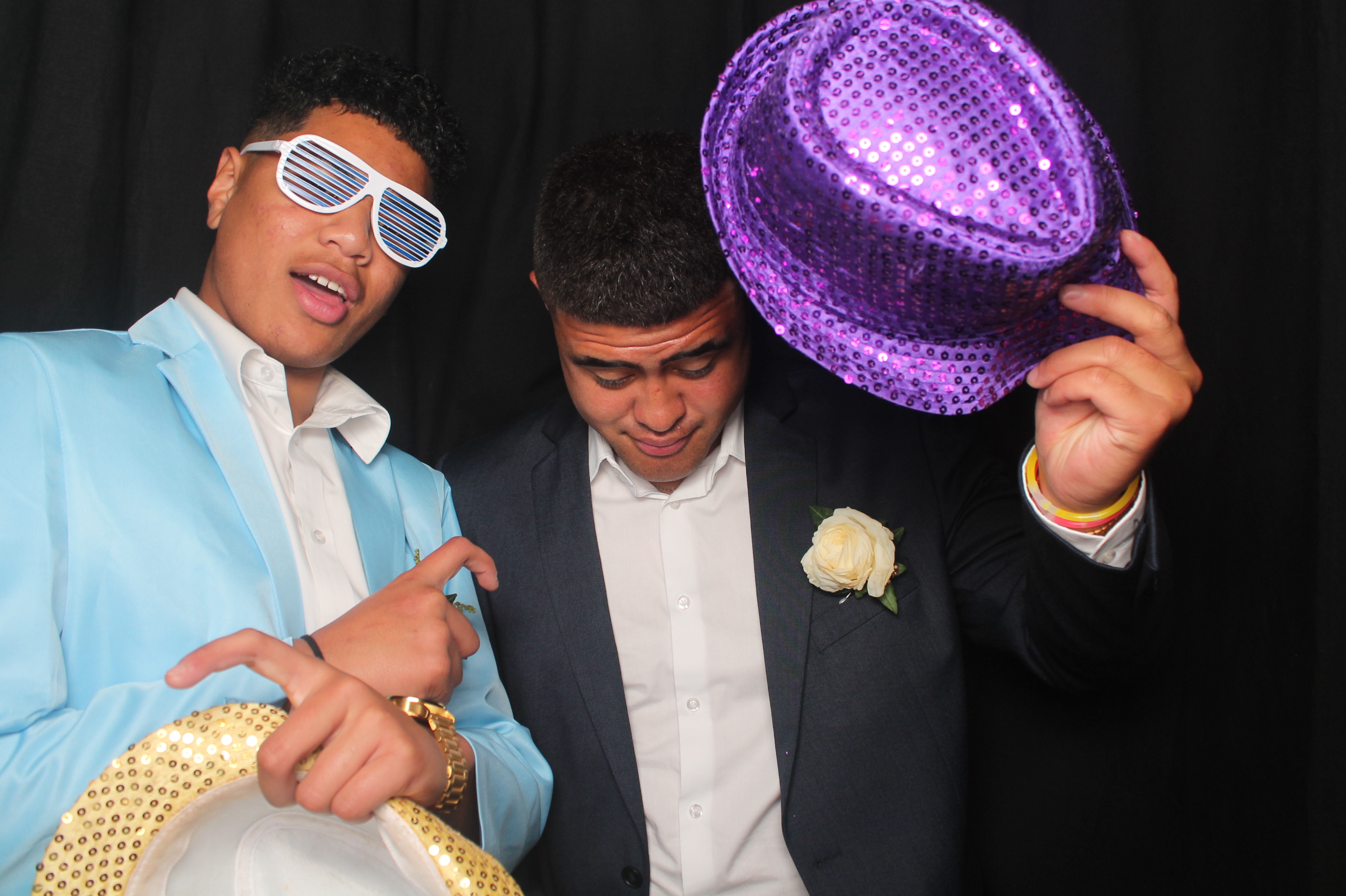 Solway College Ball 2022 | View more photos from the event at wgtngallery.classicphotobooths.co.nz/u/wgtncpbgallery/Solway-College-Ball-2022