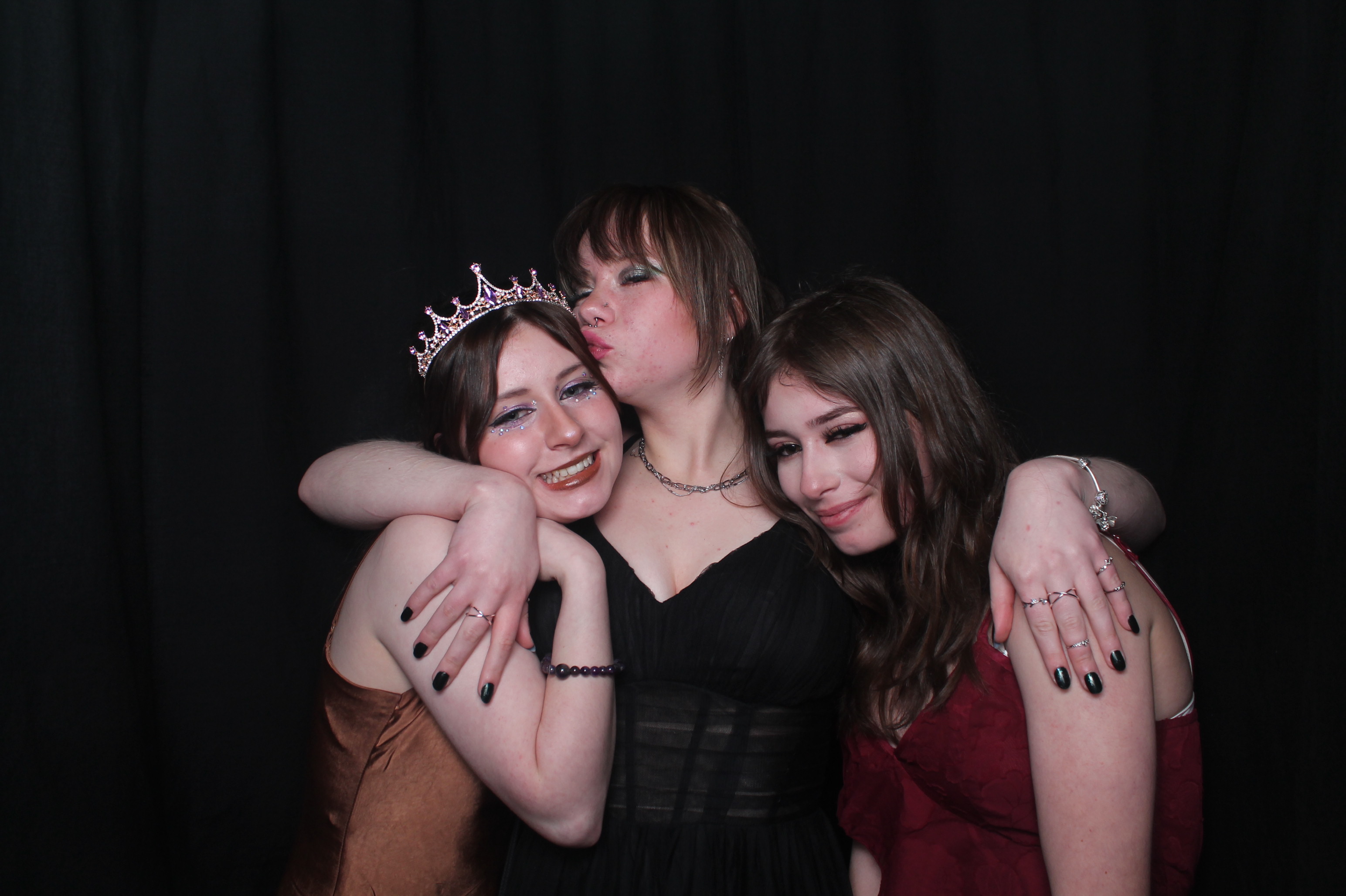 Solway College Ball 2022 | View more photos from the event at wgtngallery.classicphotobooths.co.nz/u/wgtncpbgallery/Solway-College-Ball-2022