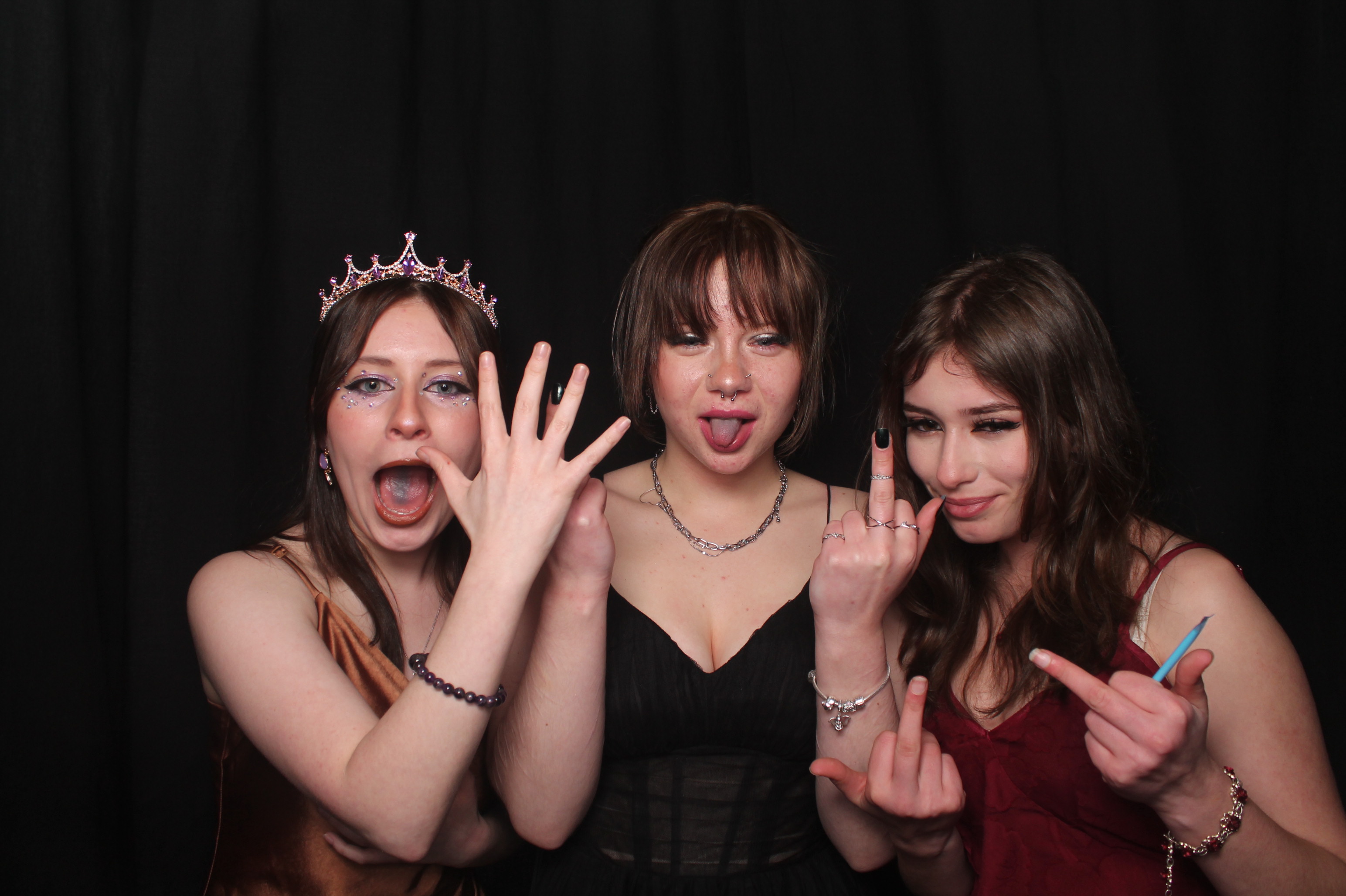 Solway College Ball 2022 | View more photos from the event at wgtngallery.classicphotobooths.co.nz/u/wgtncpbgallery/Solway-College-Ball-2022