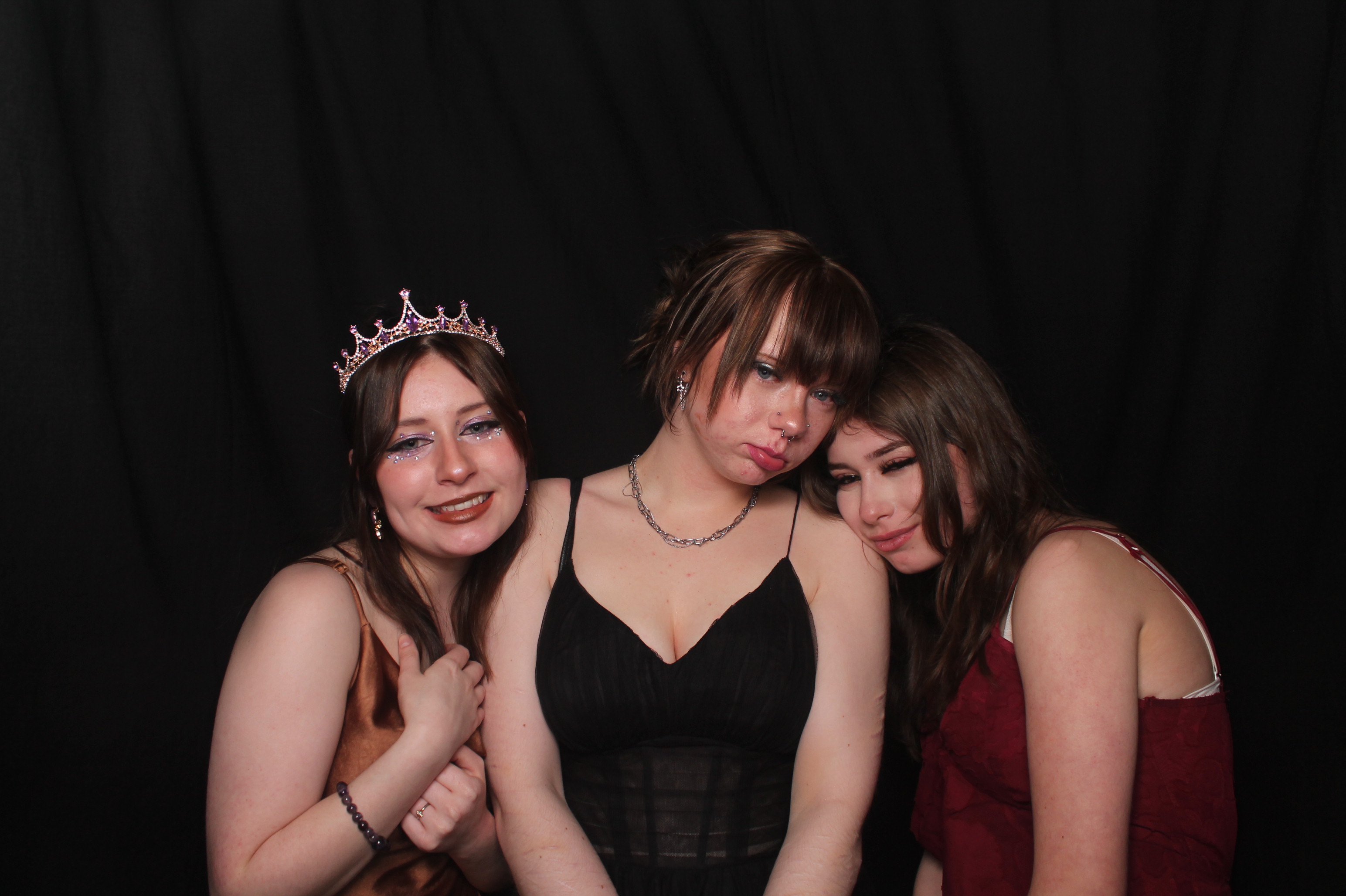 Solway College Ball 2022 | View more photos from the event at wgtngallery.classicphotobooths.co.nz/u/wgtncpbgallery/Solway-College-Ball-2022