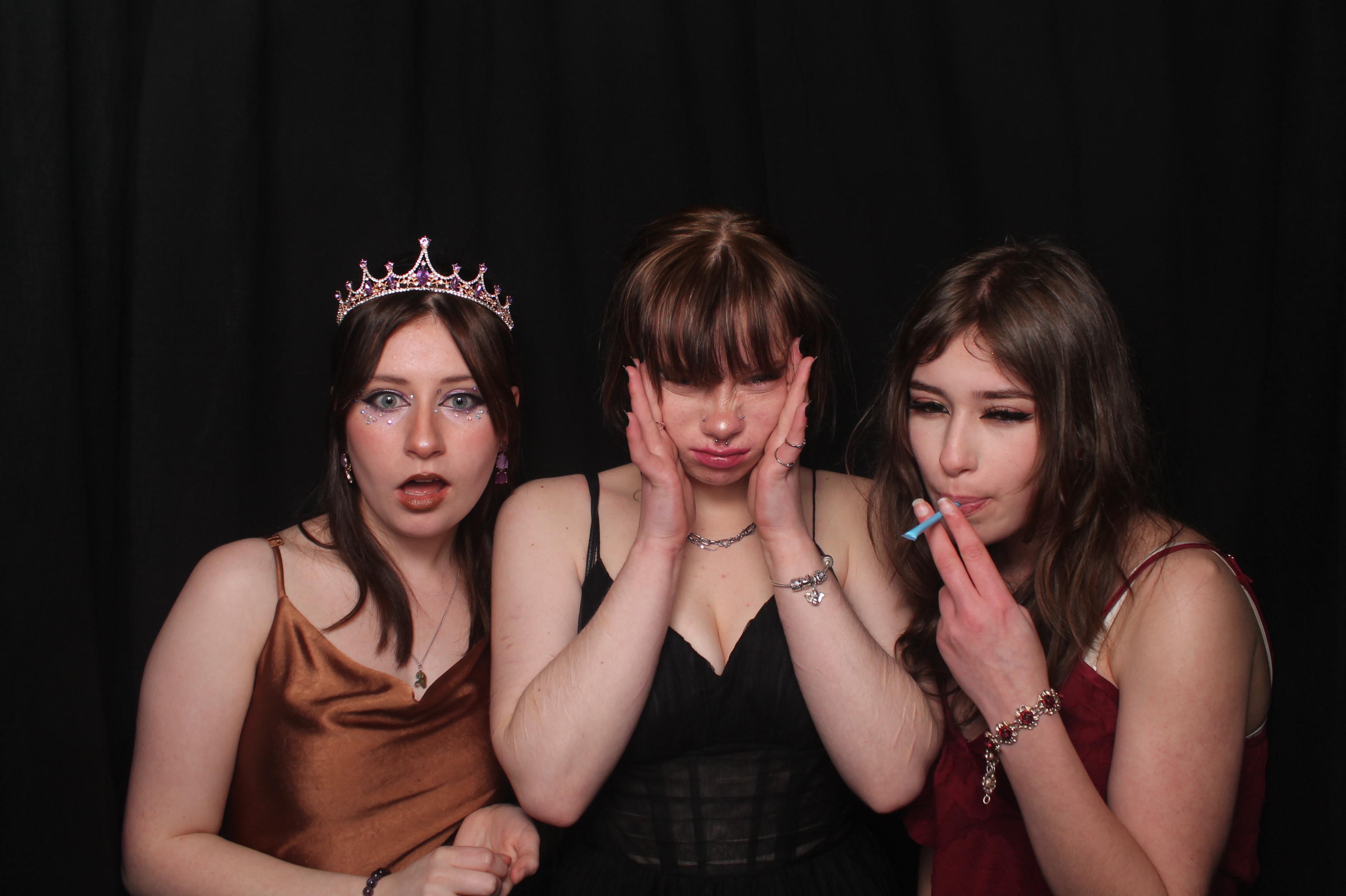 Solway College Ball 2022 | View more photos from the event at wgtngallery.classicphotobooths.co.nz/u/wgtncpbgallery/Solway-College-Ball-2022