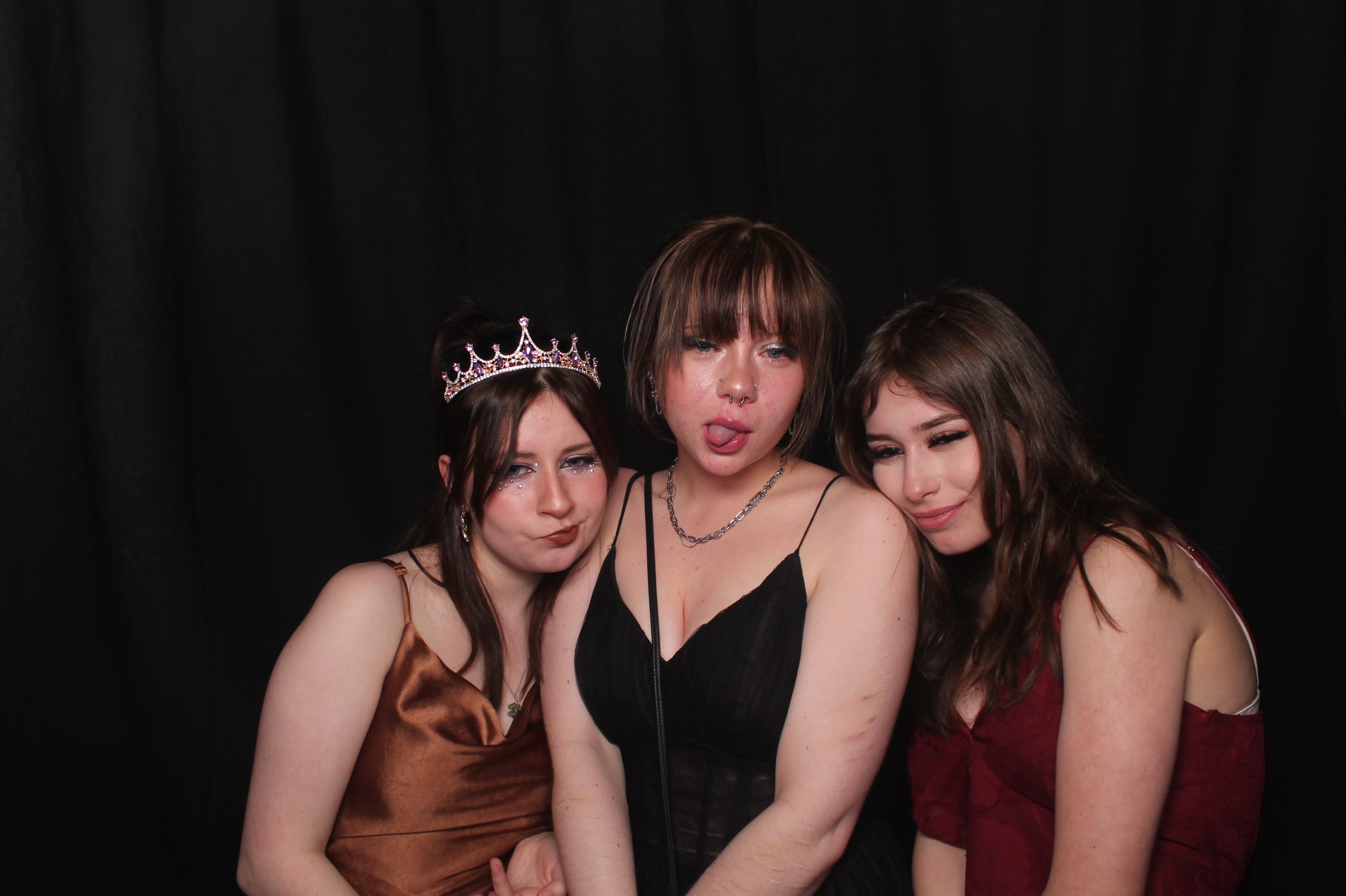 Solway College Ball 2022 | View more photos from the event at wgtngallery.classicphotobooths.co.nz/u/wgtncpbgallery/Solway-College-Ball-2022