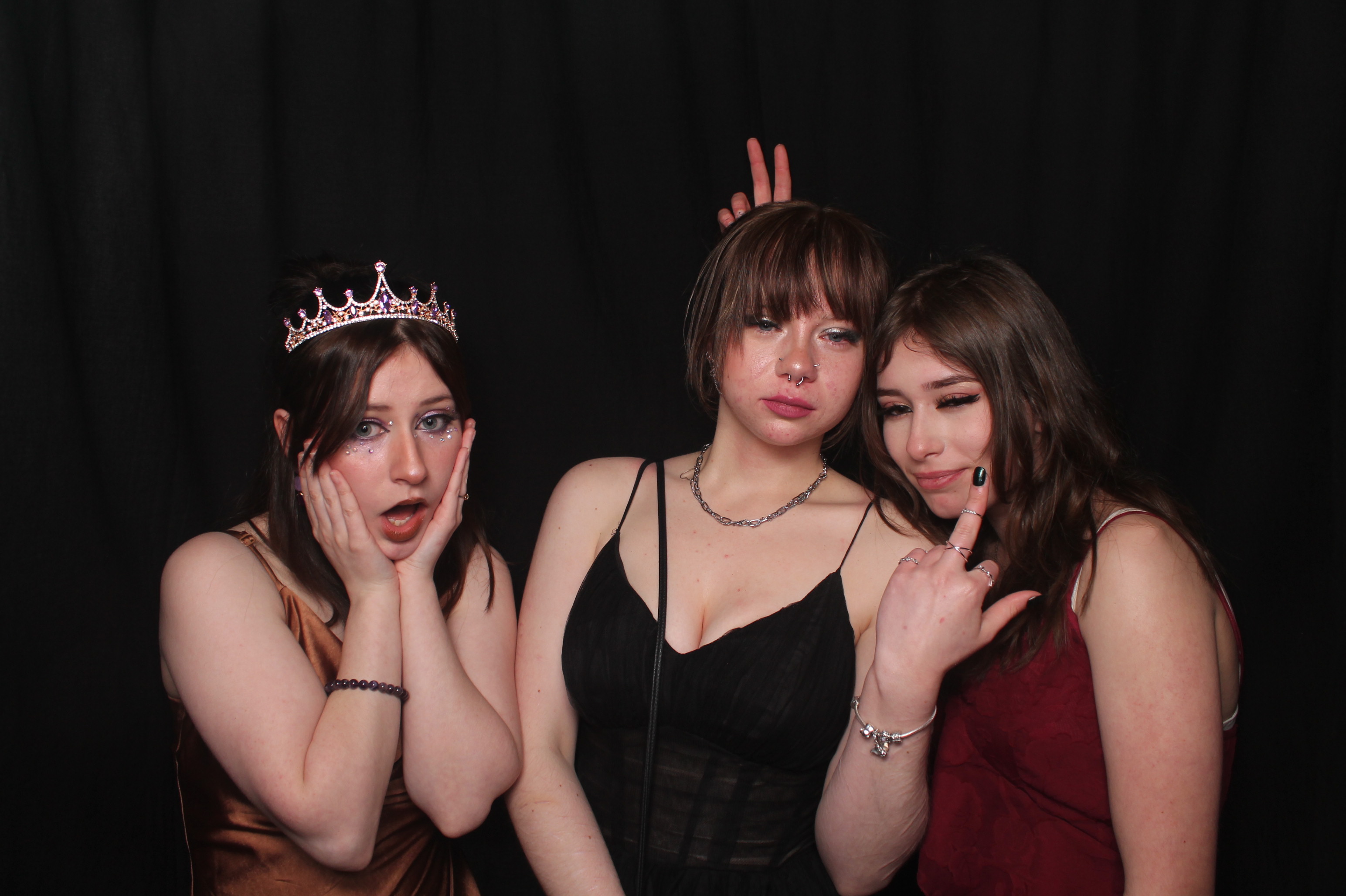 Solway College Ball 2022 | View more photos from the event at wgtngallery.classicphotobooths.co.nz/u/wgtncpbgallery/Solway-College-Ball-2022