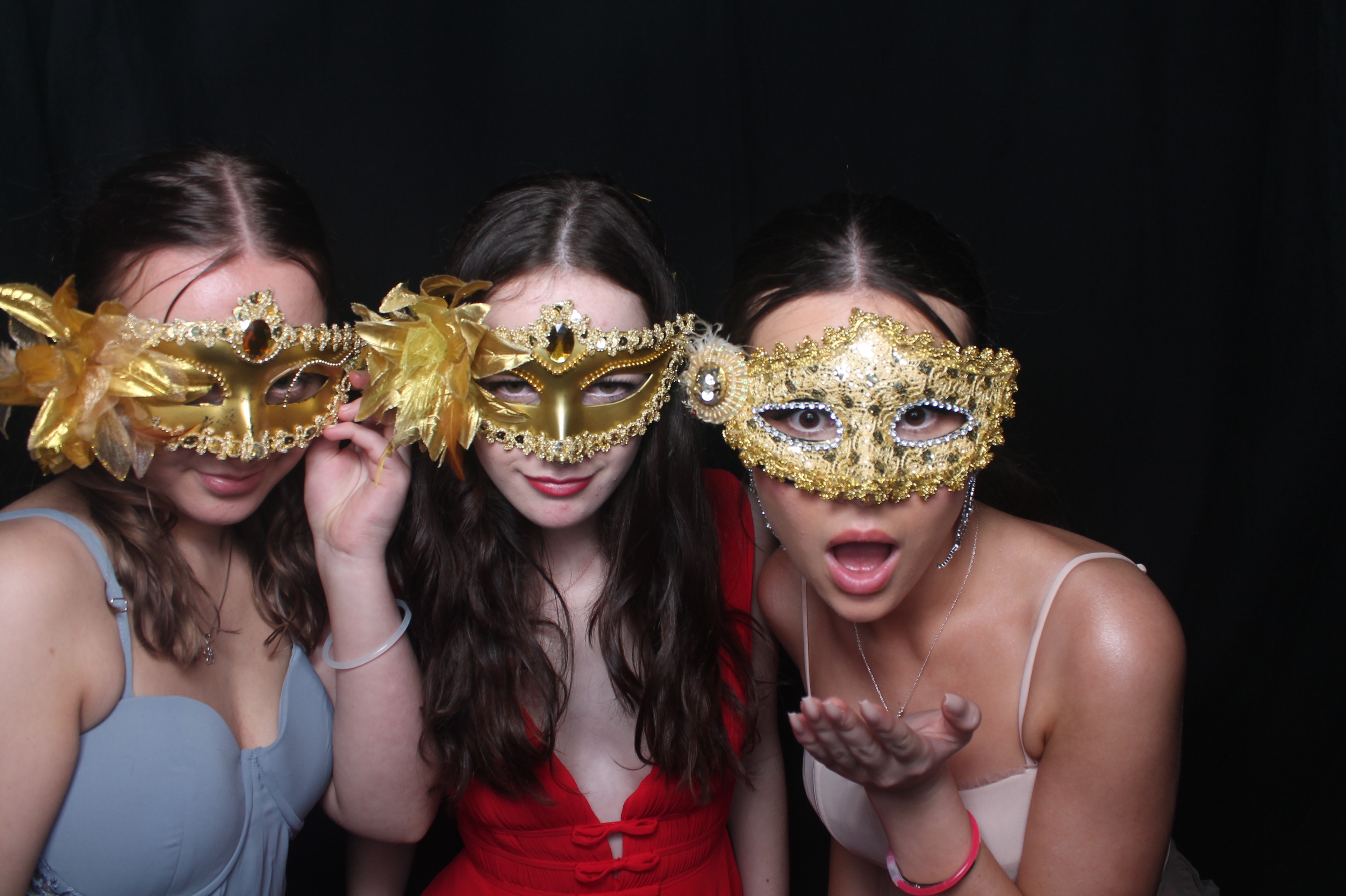 Solway College Ball 2022 | View more photos from the event at wgtngallery.classicphotobooths.co.nz/u/wgtncpbgallery/Solway-College-Ball-2022