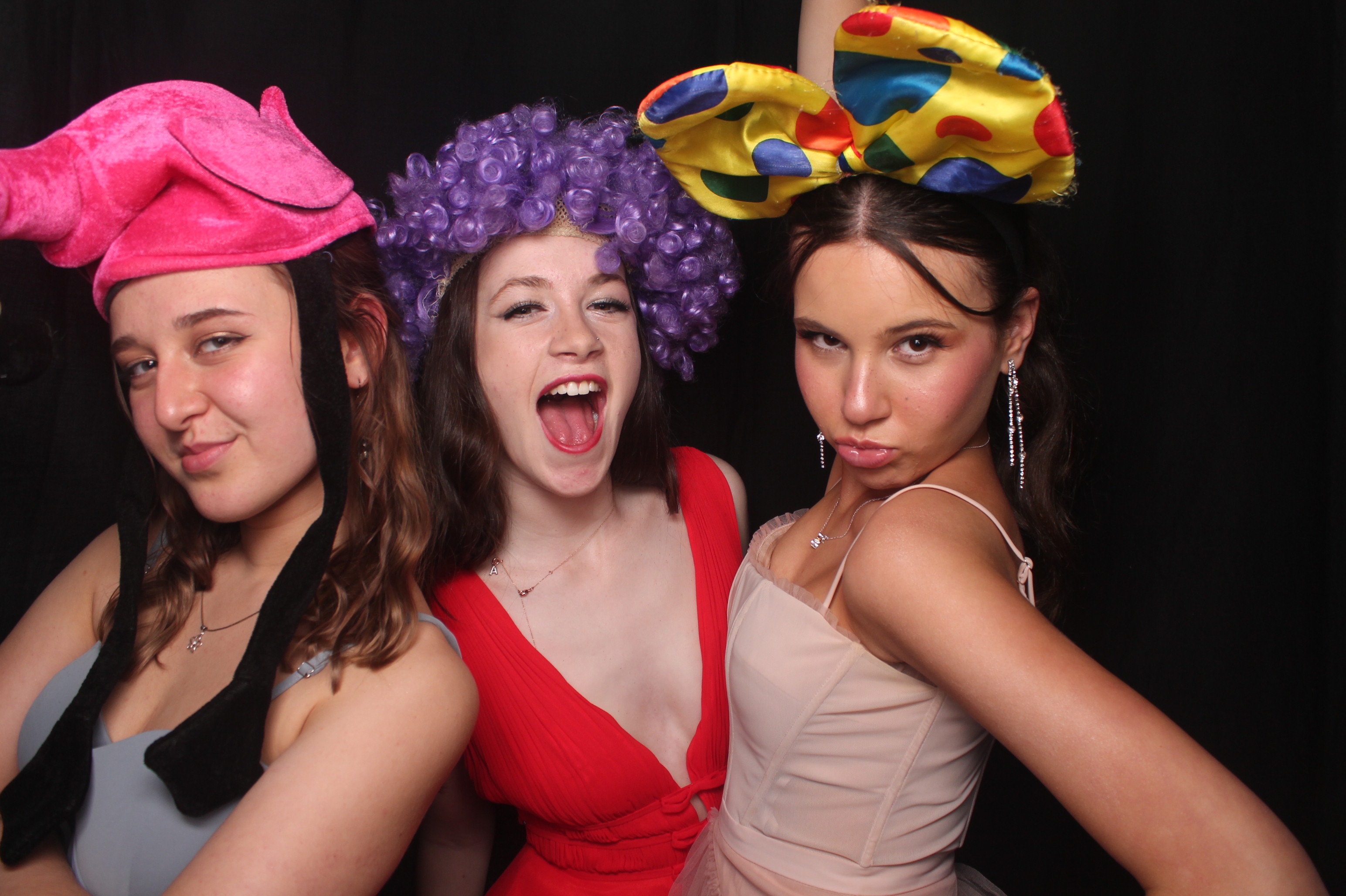 Solway College Ball 2022 | View more photos from the event at wgtngallery.classicphotobooths.co.nz/u/wgtncpbgallery/Solway-College-Ball-2022