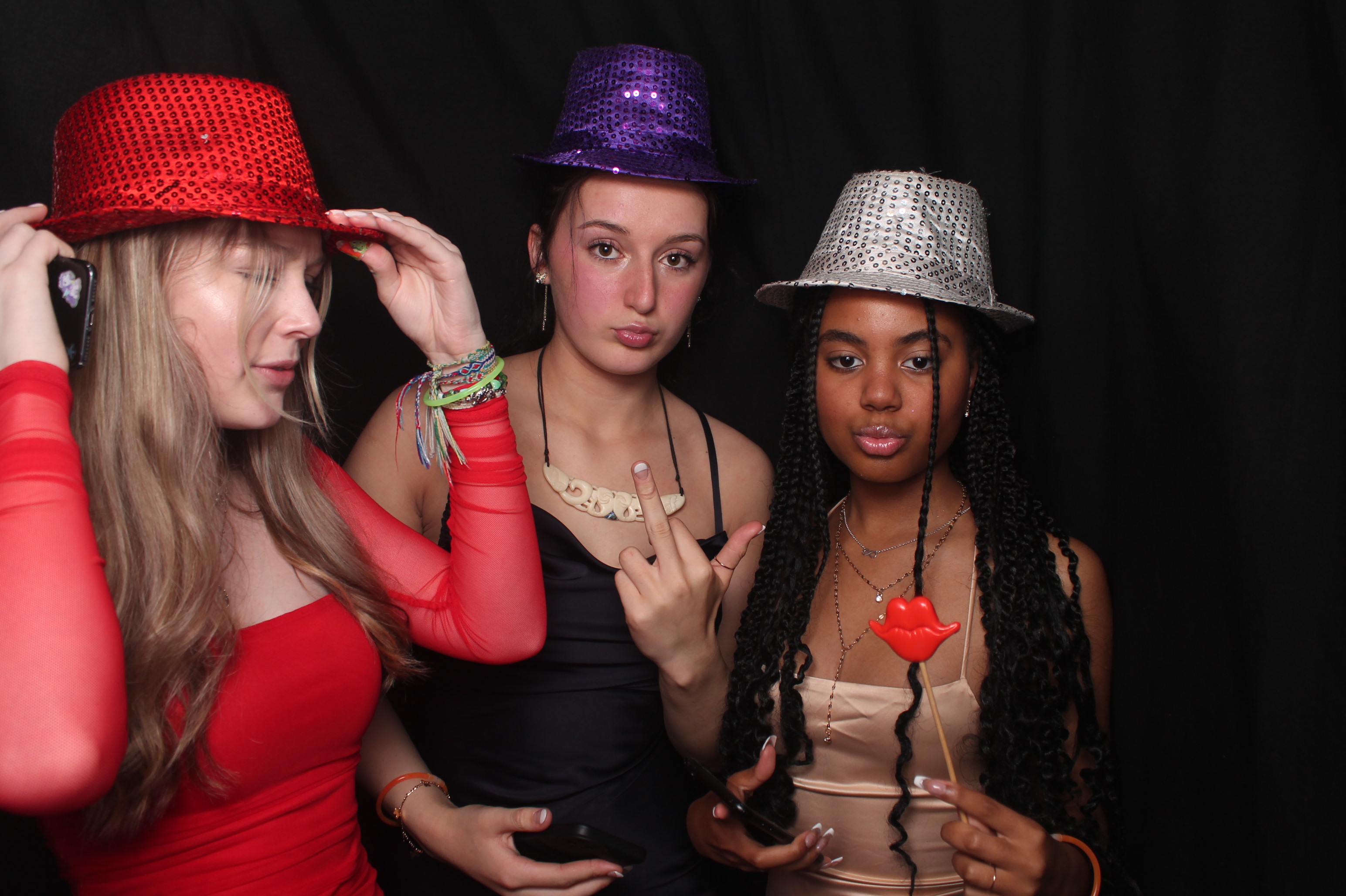 Solway College Ball 2022 | View more photos from the event at wgtngallery.classicphotobooths.co.nz/u/wgtncpbgallery/Solway-College-Ball-2022