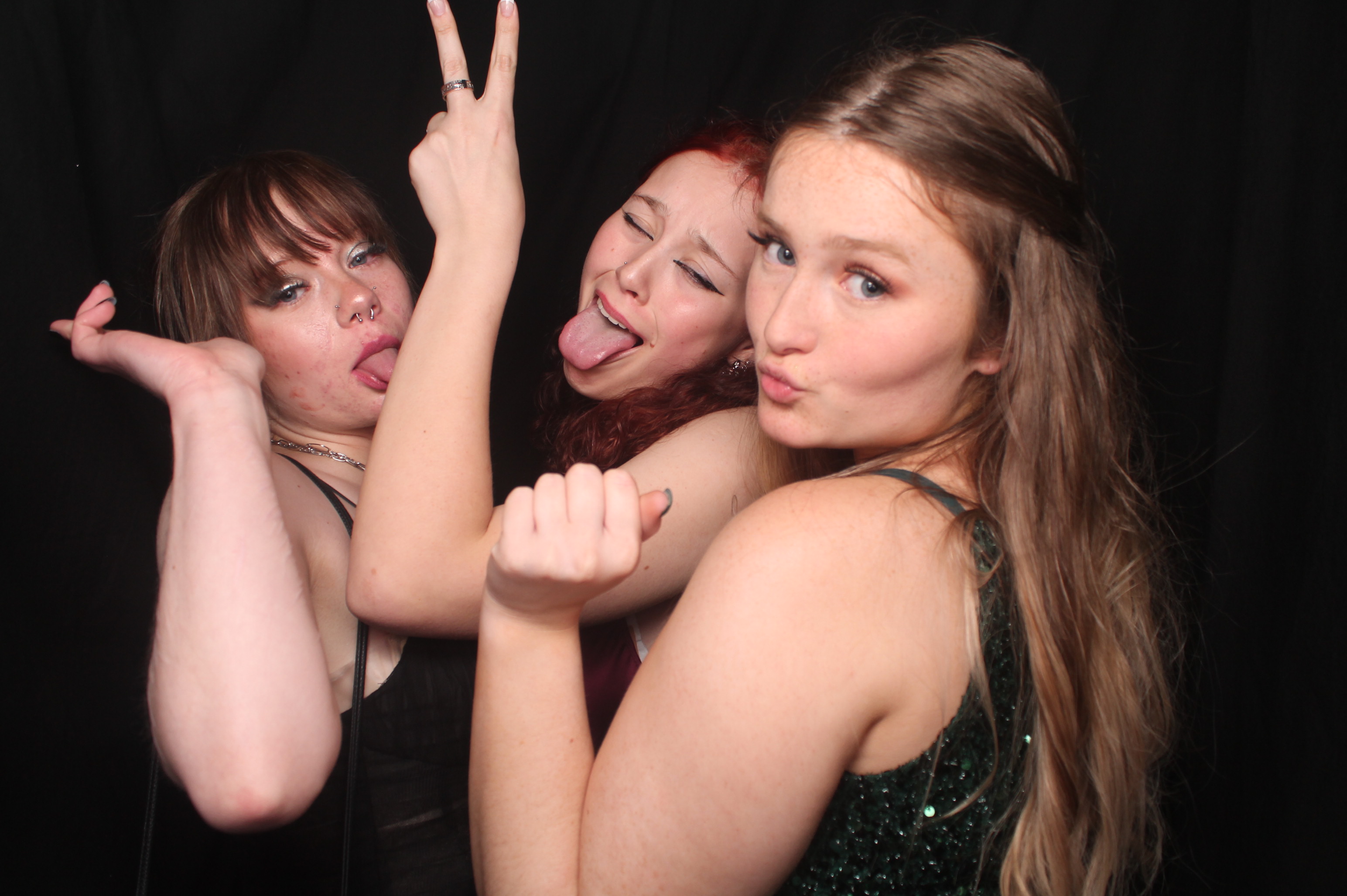 Solway College Ball 2022 | View more photos from the event at wgtngallery.classicphotobooths.co.nz/u/wgtncpbgallery/Solway-College-Ball-2022