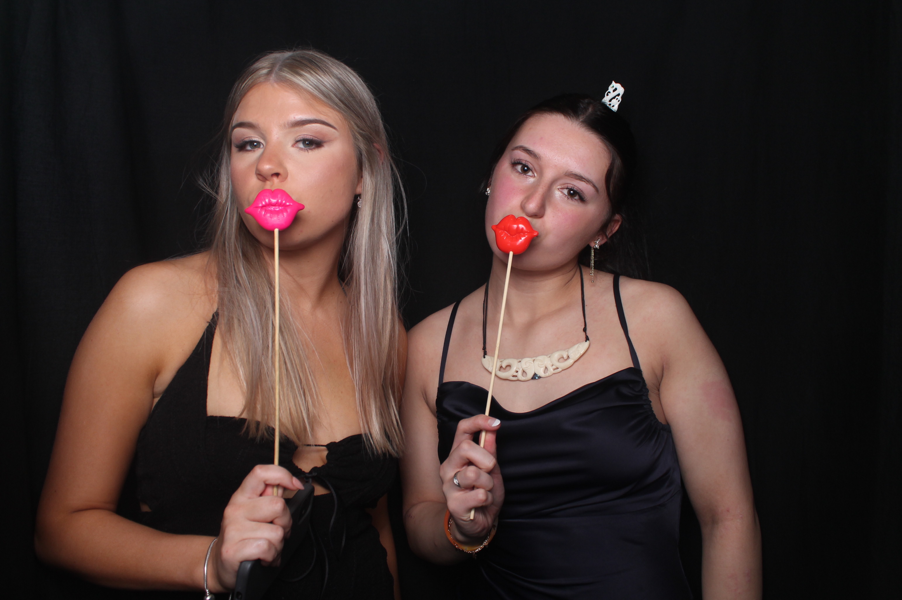 Solway College Ball 2022 | View more photos from the event at wgtngallery.classicphotobooths.co.nz/u/wgtncpbgallery/Solway-College-Ball-2022