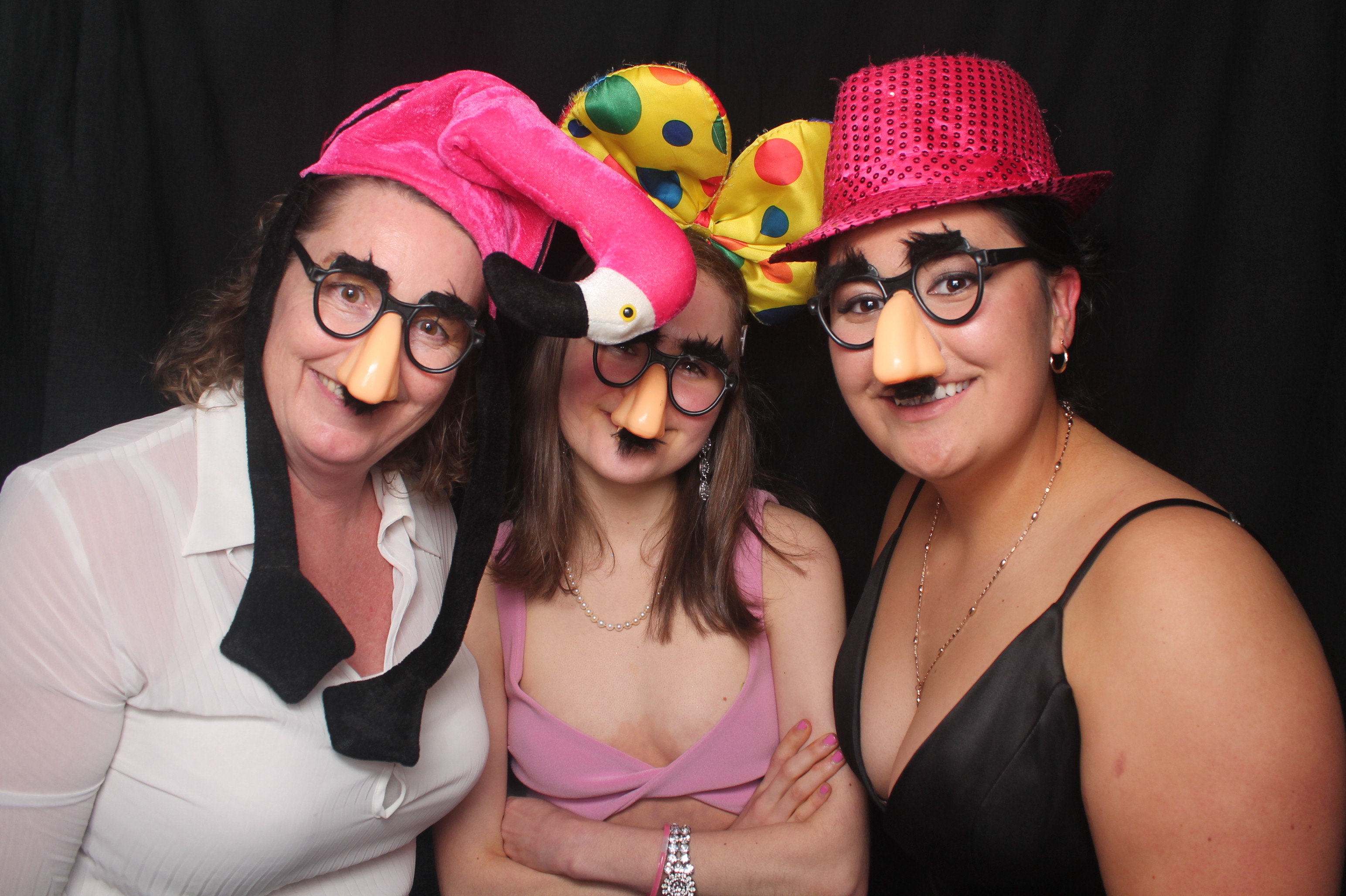 Solway College Ball 2022 | View more photos from the event at wgtngallery.classicphotobooths.co.nz/u/wgtncpbgallery/Solway-College-Ball-2022