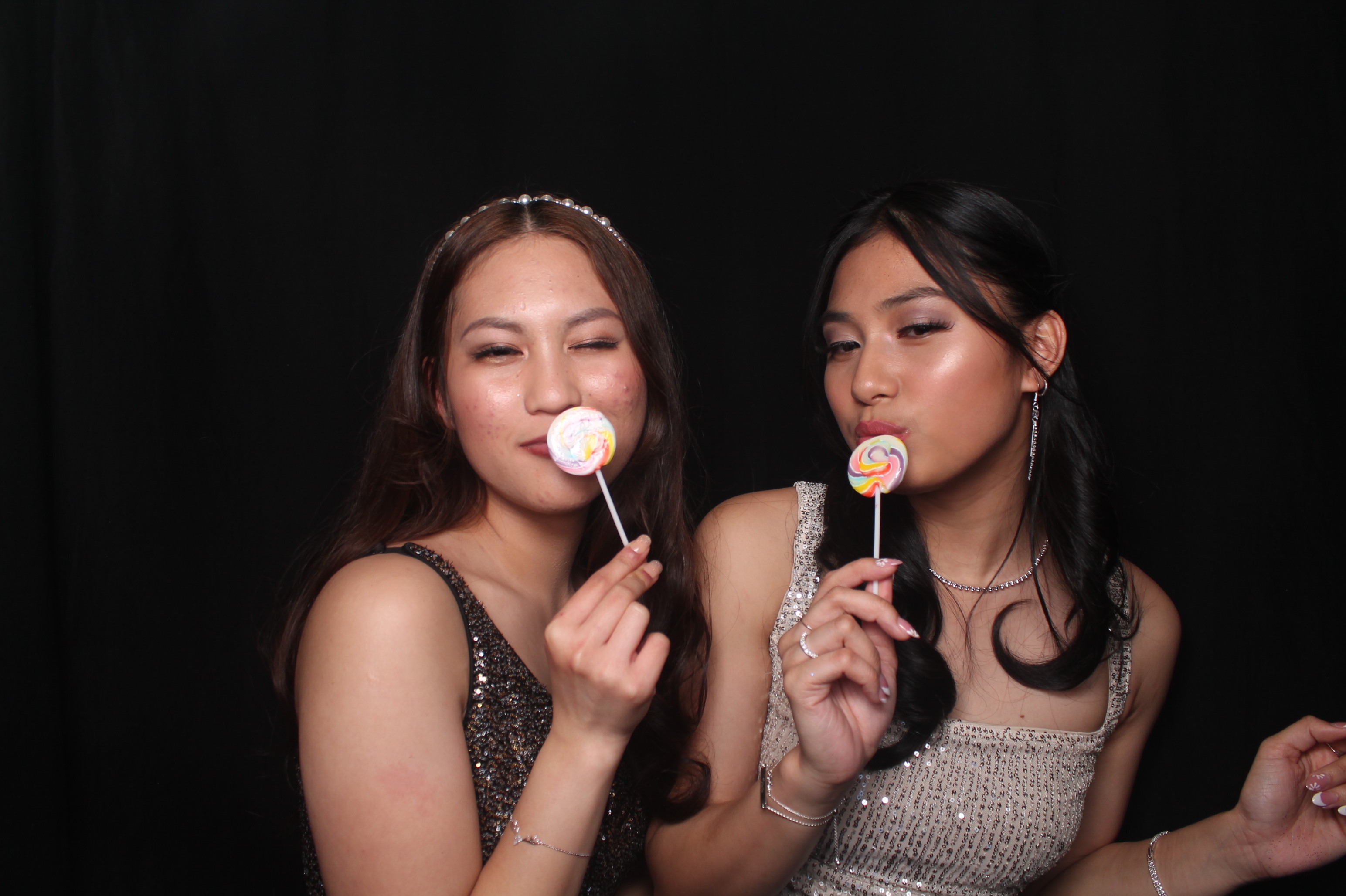 Solway College Ball 2022 | View more photos from the event at wgtngallery.classicphotobooths.co.nz/u/wgtncpbgallery/Solway-College-Ball-2022