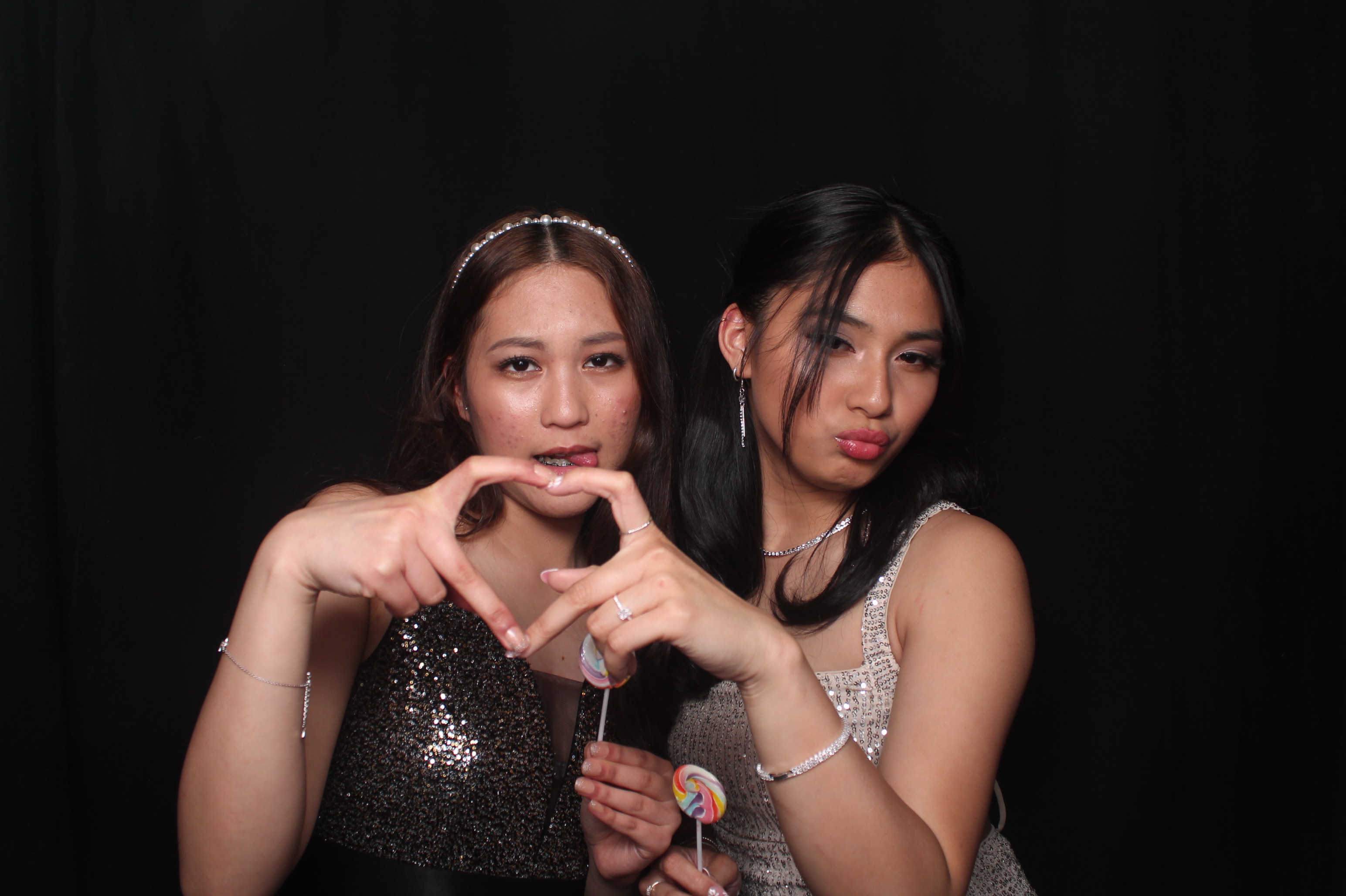 Solway College Ball 2022 | View more photos from the event at wgtngallery.classicphotobooths.co.nz/u/wgtncpbgallery/Solway-College-Ball-2022