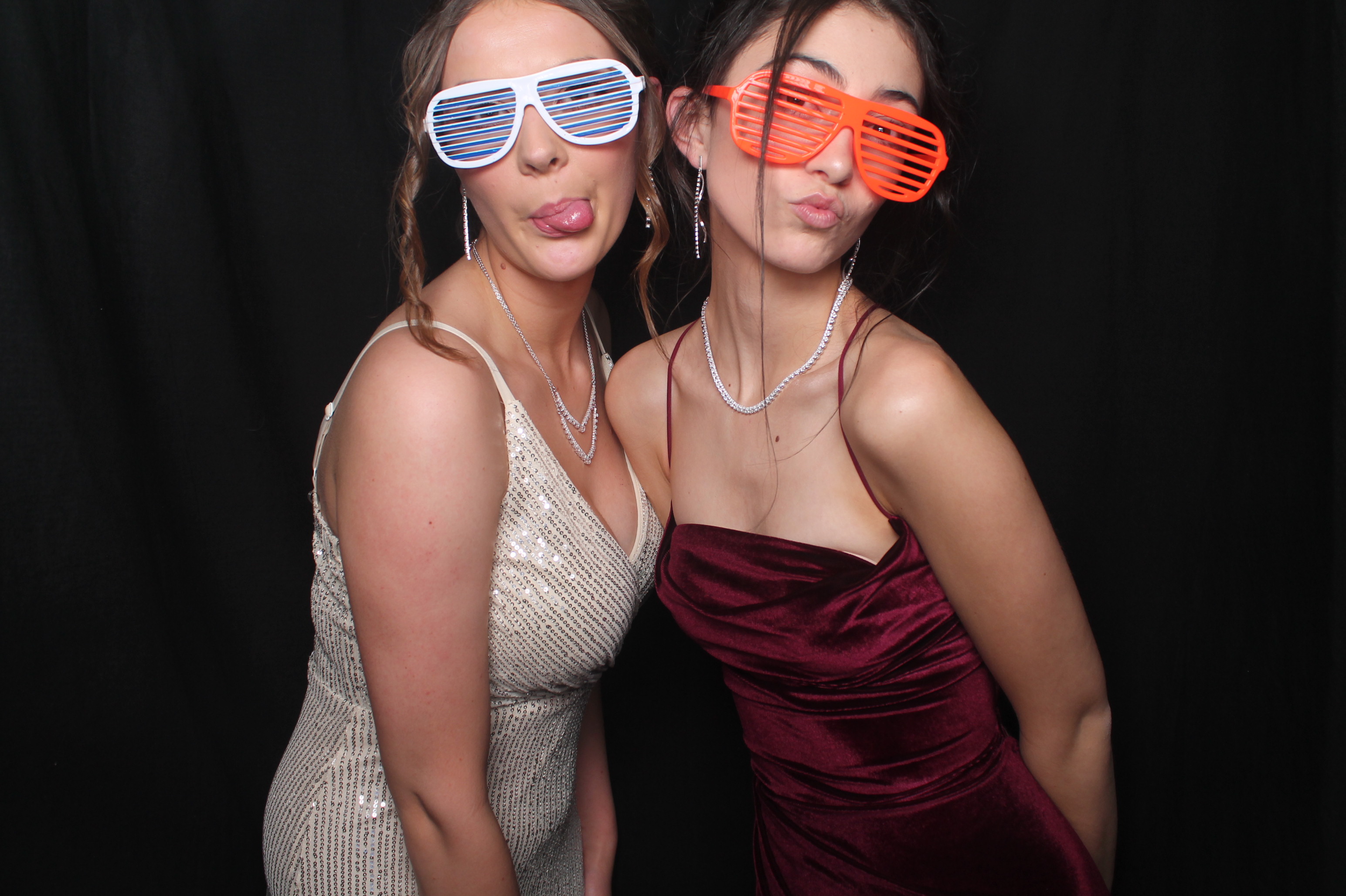 Solway College Ball 2022 | View more photos from the event at wgtngallery.classicphotobooths.co.nz/u/wgtncpbgallery/Solway-College-Ball-2022