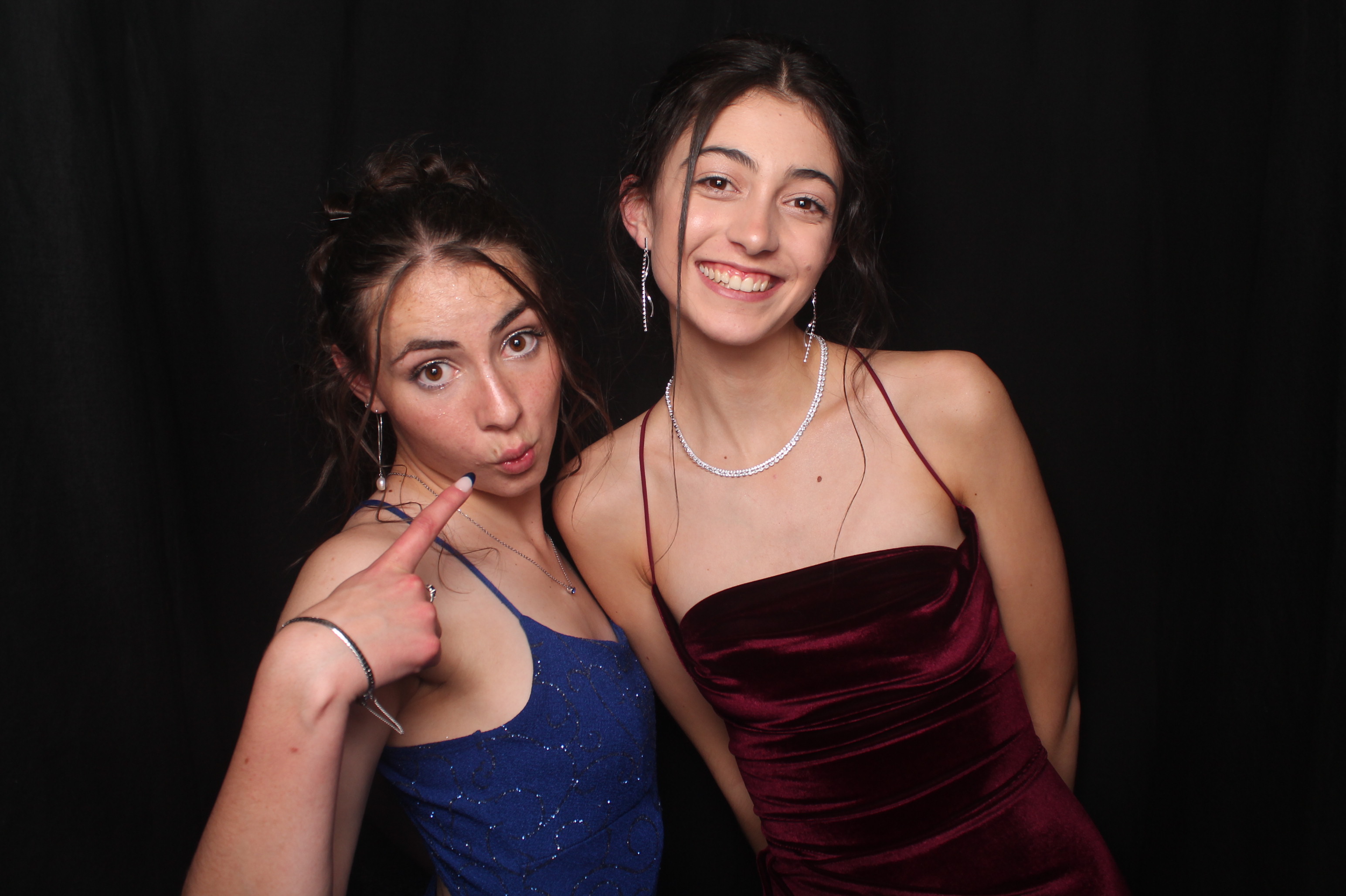 Solway College Ball 2022 | View more photos from the event at wgtngallery.classicphotobooths.co.nz/u/wgtncpbgallery/Solway-College-Ball-2022