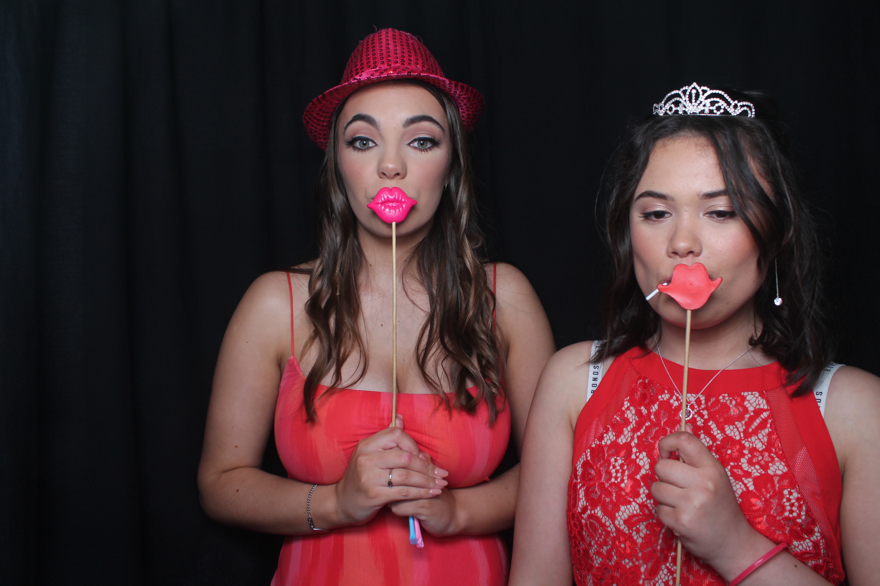 Solway College Ball 2022 | View more photos from the event at wgtngallery.classicphotobooths.co.nz/u/wgtncpbgallery/Solway-College-Ball-2022