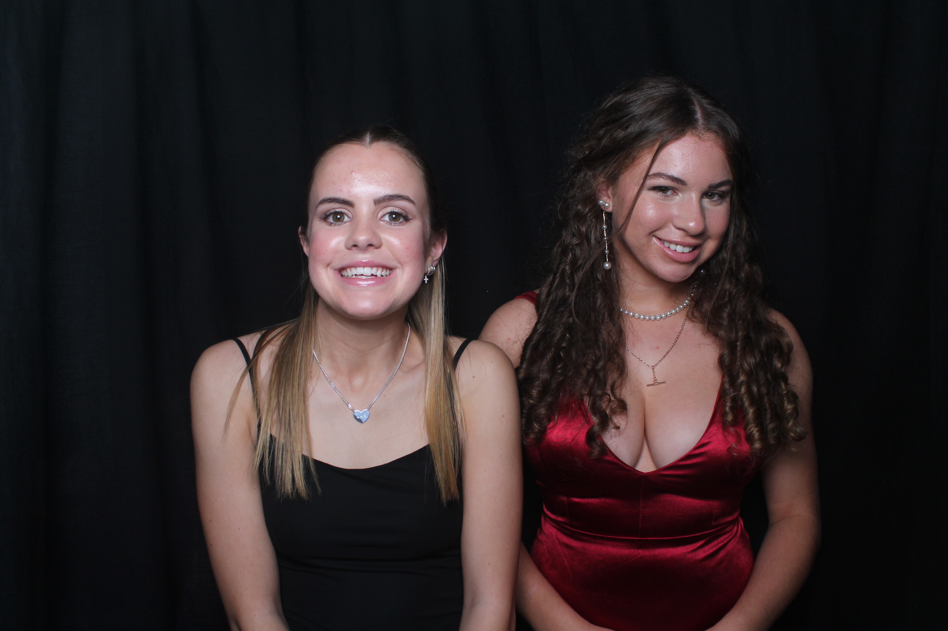 Solway College Ball 2022 | View more photos from the event at wgtngallery.classicphotobooths.co.nz/u/wgtncpbgallery/Solway-College-Ball-2022