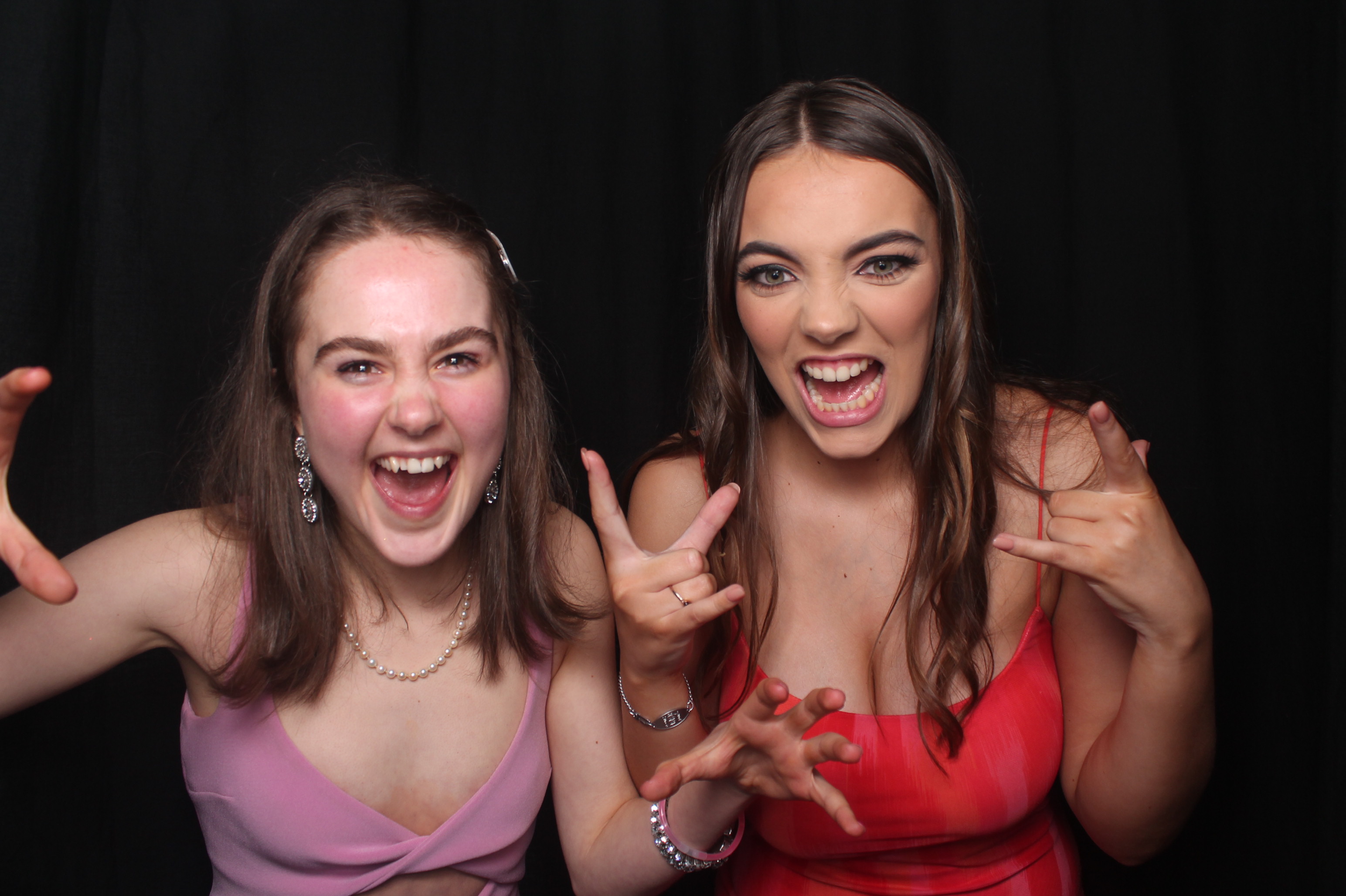 Solway College Ball 2022 | View more photos from the event at wgtngallery.classicphotobooths.co.nz/u/wgtncpbgallery/Solway-College-Ball-2022