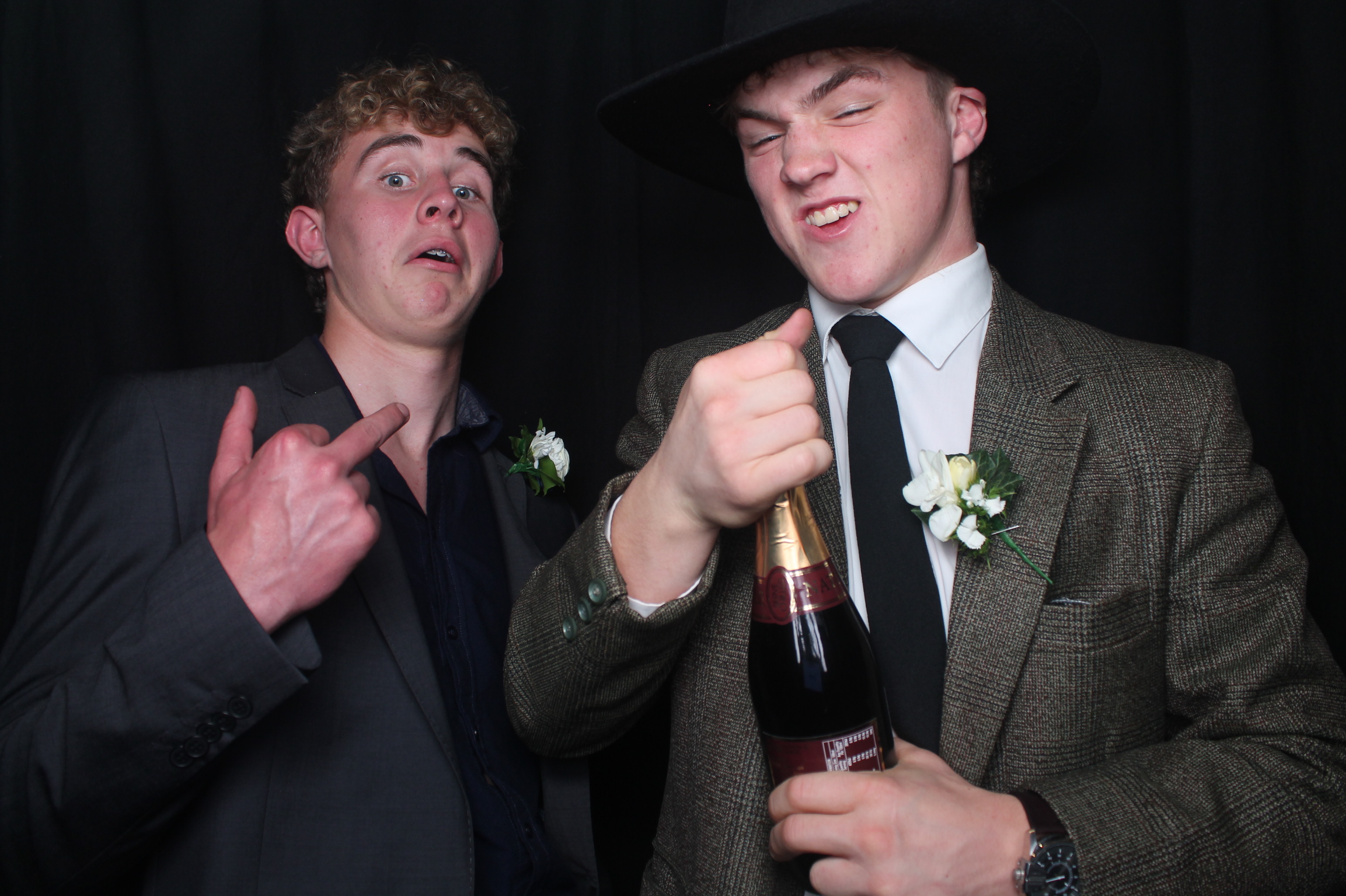 Solway College Ball 2022 | View more photos from the event at wgtngallery.classicphotobooths.co.nz/u/wgtncpbgallery/Solway-College-Ball-2022