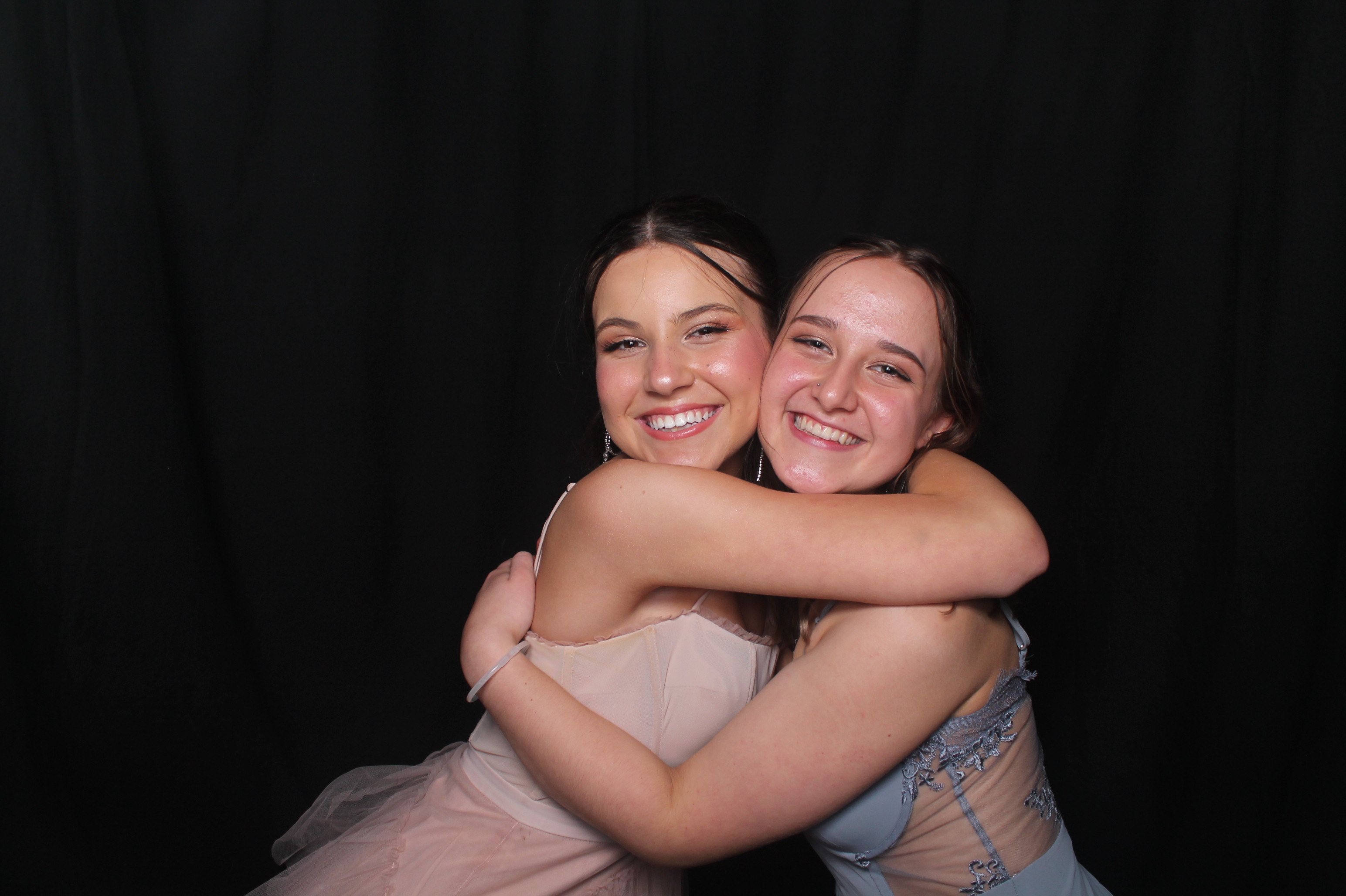 Solway College Ball 2022 | View more photos from the event at wgtngallery.classicphotobooths.co.nz/u/wgtncpbgallery/Solway-College-Ball-2022