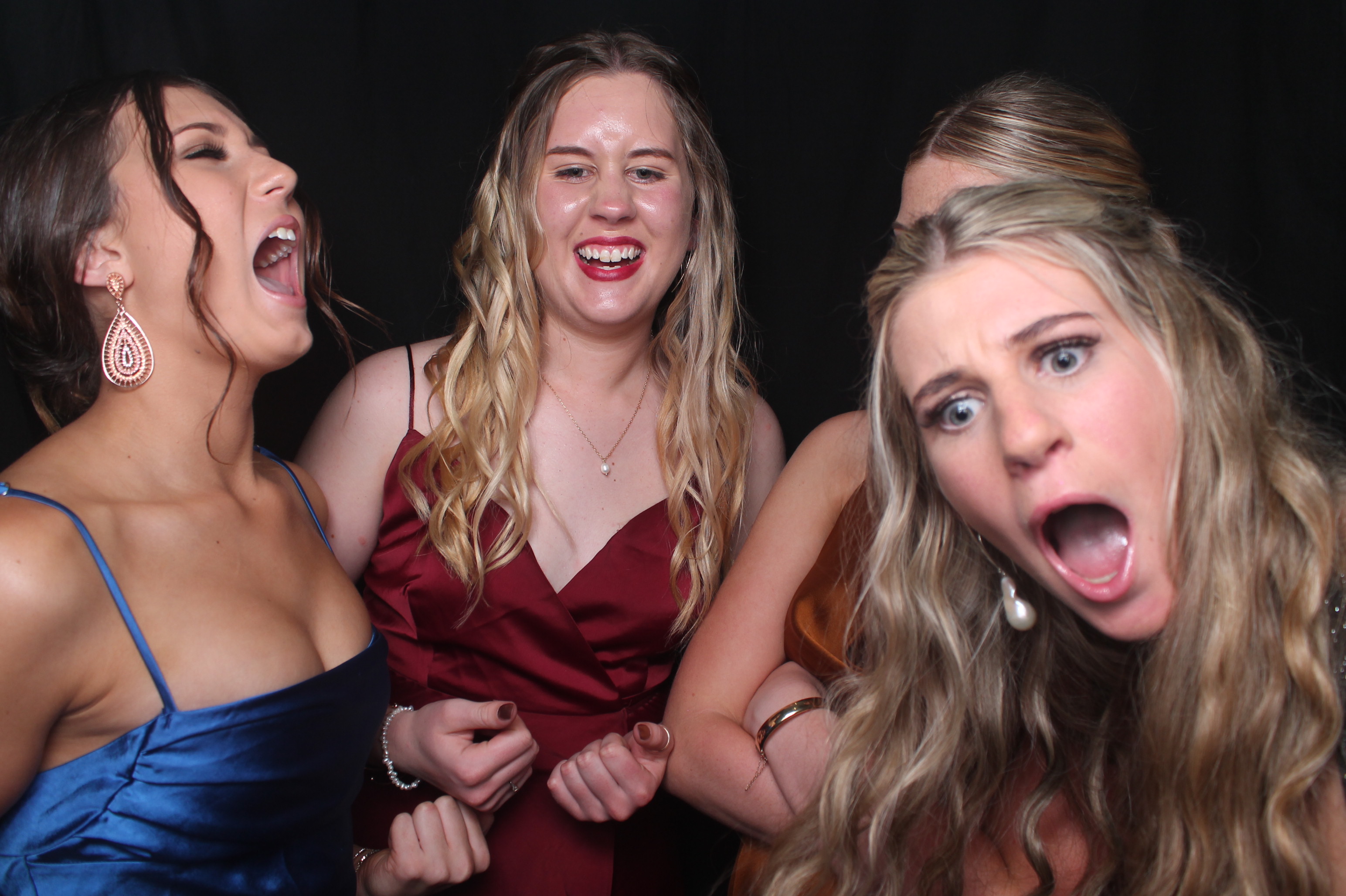 Solway College Ball 2022 | View more photos from the event at wgtngallery.classicphotobooths.co.nz/u/wgtncpbgallery/Solway-College-Ball-2022