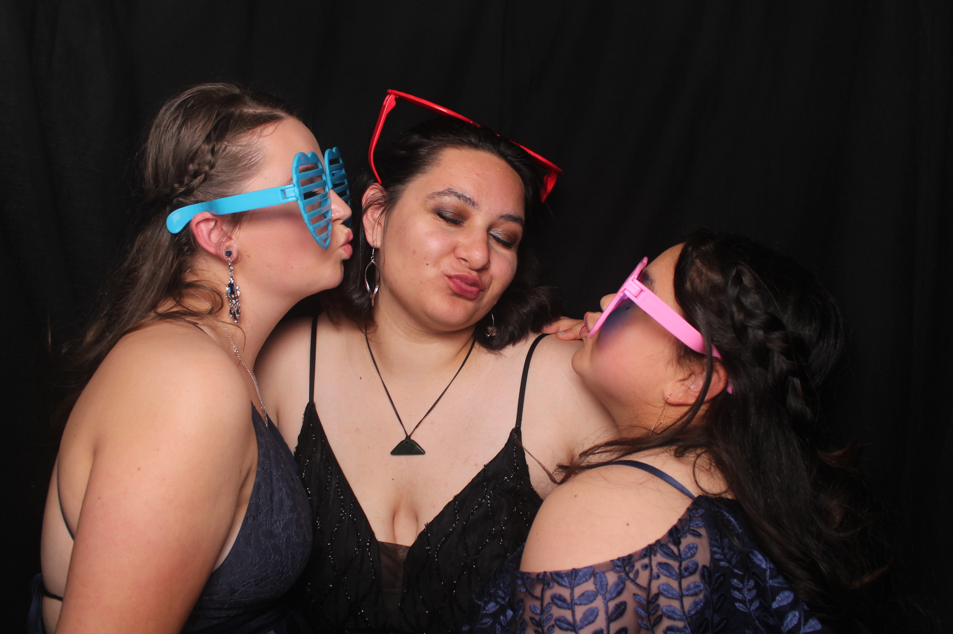 Solway College Ball 2022 | View more photos from the event at wgtngallery.classicphotobooths.co.nz/u/wgtncpbgallery/Solway-College-Ball-2022