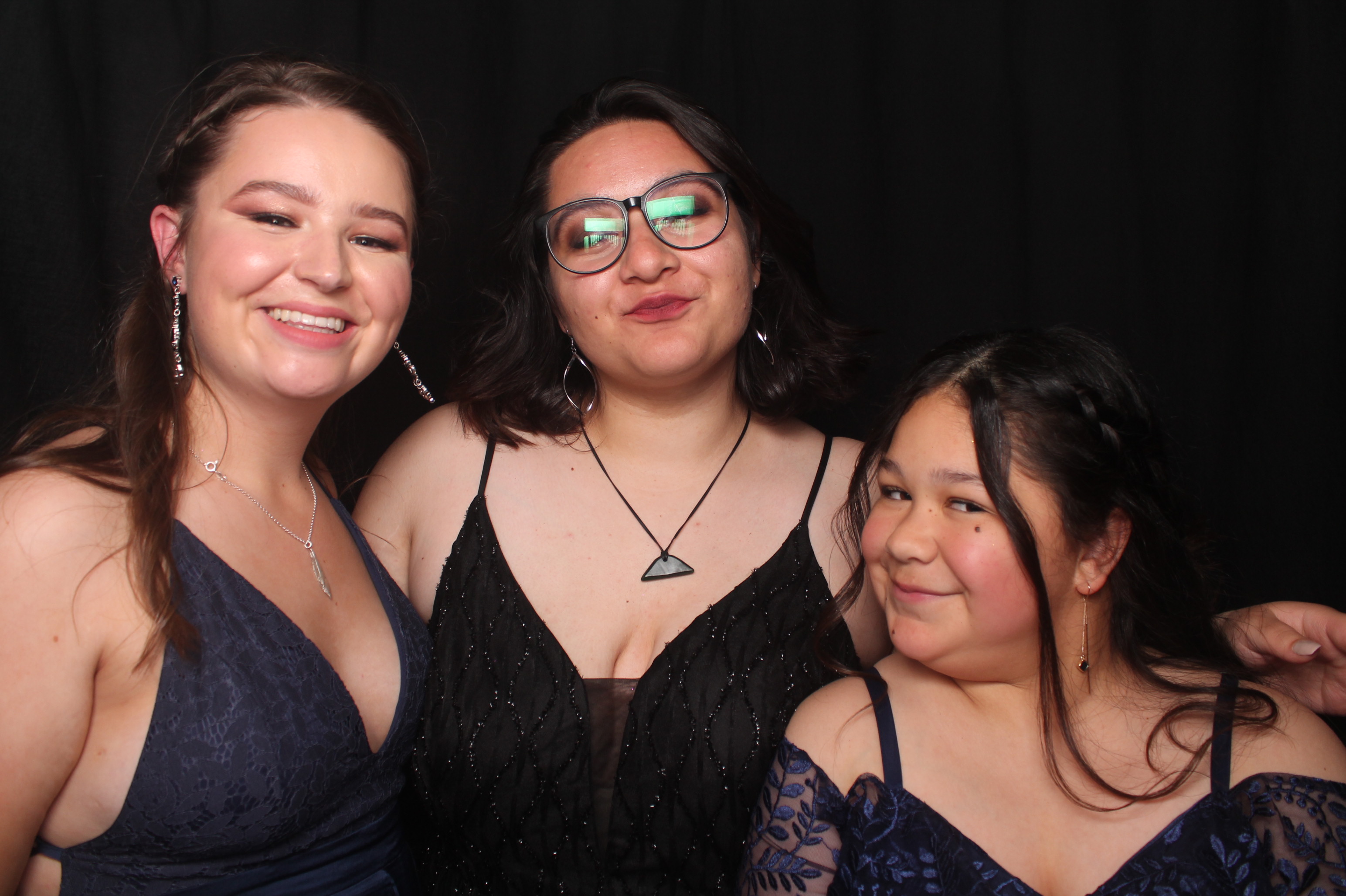 Solway College Ball 2022 | View more photos from the event at wgtngallery.classicphotobooths.co.nz/u/wgtncpbgallery/Solway-College-Ball-2022