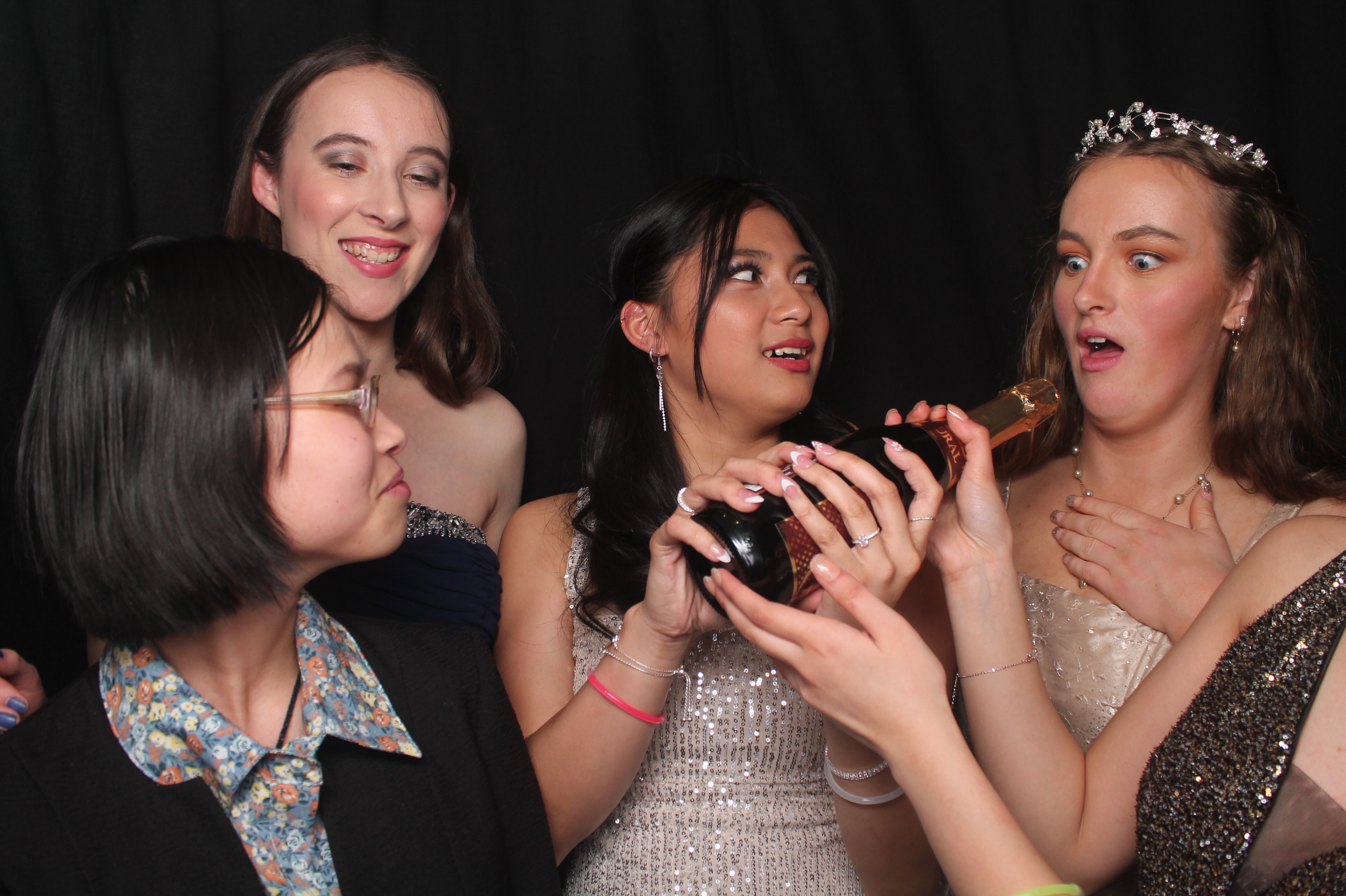 Solway College Ball 2022 | View more photos from the event at wgtngallery.classicphotobooths.co.nz/u/wgtncpbgallery/Solway-College-Ball-2022