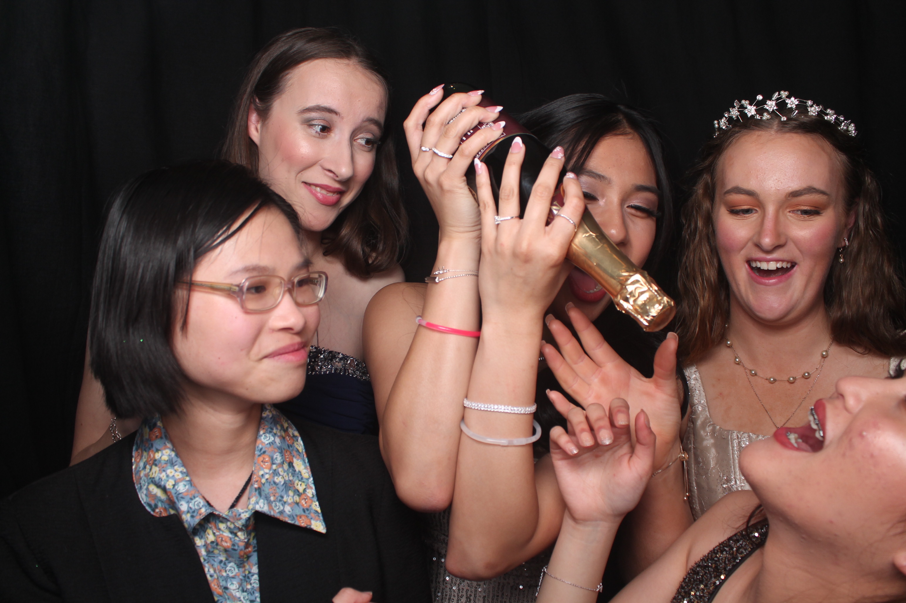 Solway College Ball 2022 | View more photos from the event at wgtngallery.classicphotobooths.co.nz/u/wgtncpbgallery/Solway-College-Ball-2022