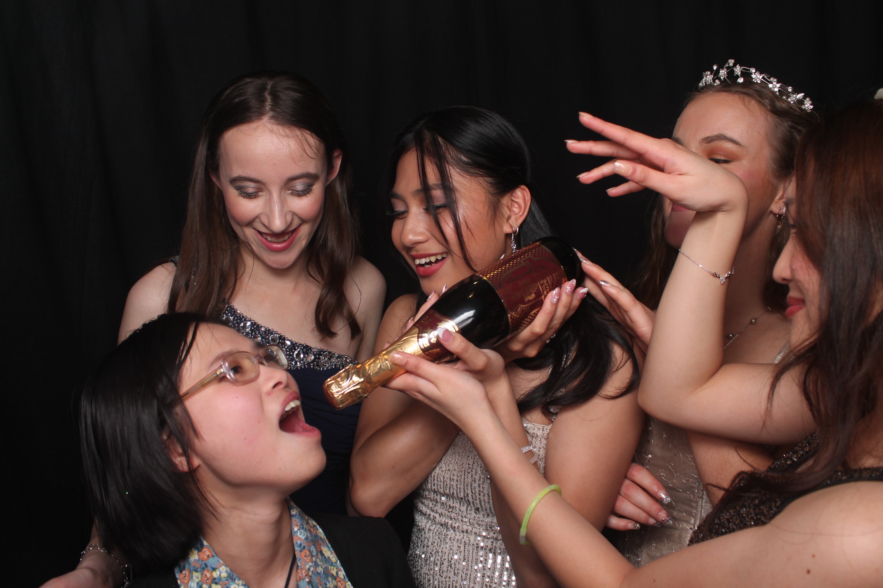 Solway College Ball 2022 | View more photos from the event at wgtngallery.classicphotobooths.co.nz/u/wgtncpbgallery/Solway-College-Ball-2022