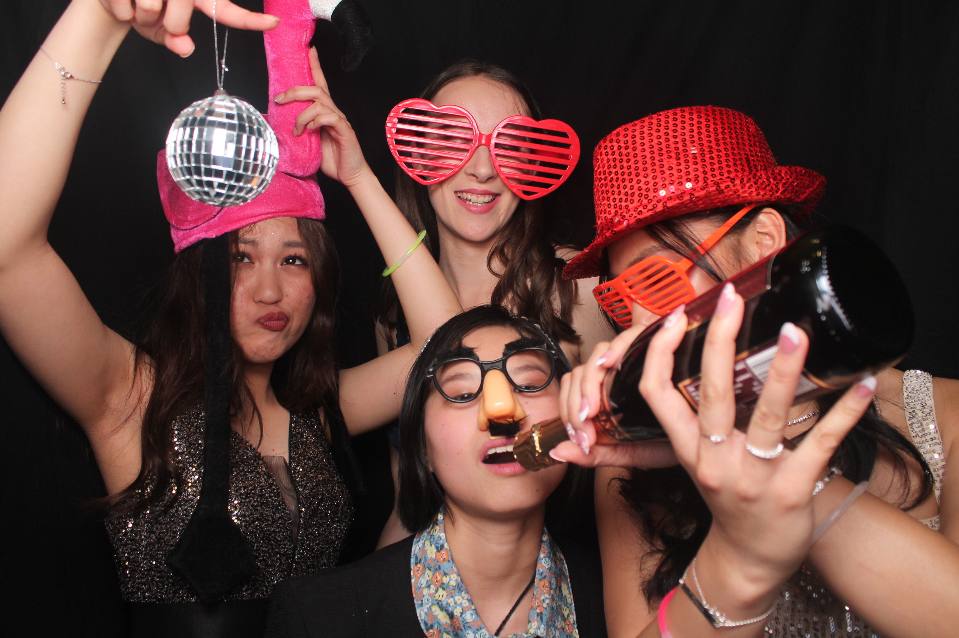 Solway College Ball 2022 | View more photos from the event at wgtngallery.classicphotobooths.co.nz/u/wgtncpbgallery/Solway-College-Ball-2022